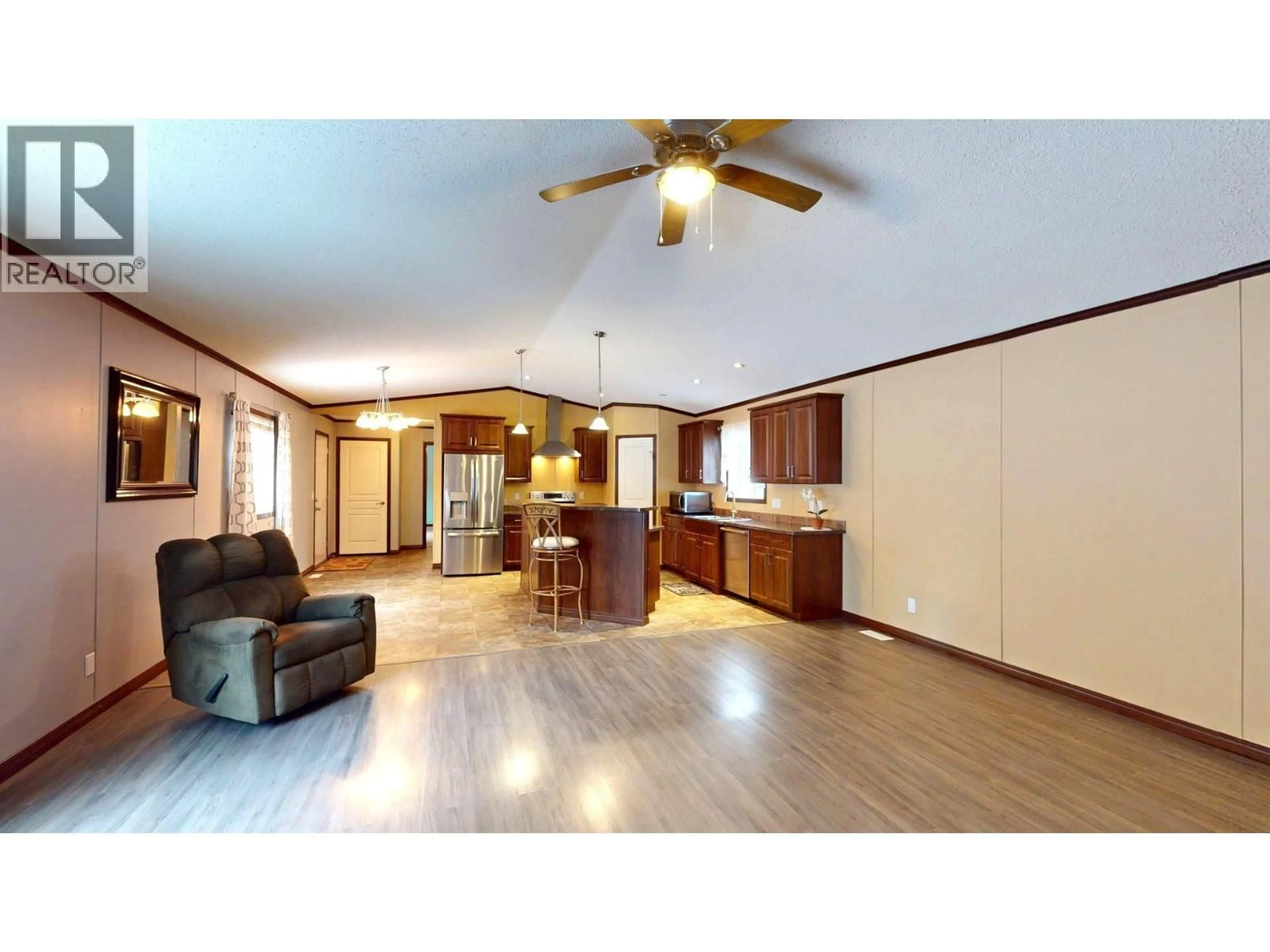 Unknown for 35 WILDERNESS HEIGHTS WAY, Elkford British Columbia V0B1H0