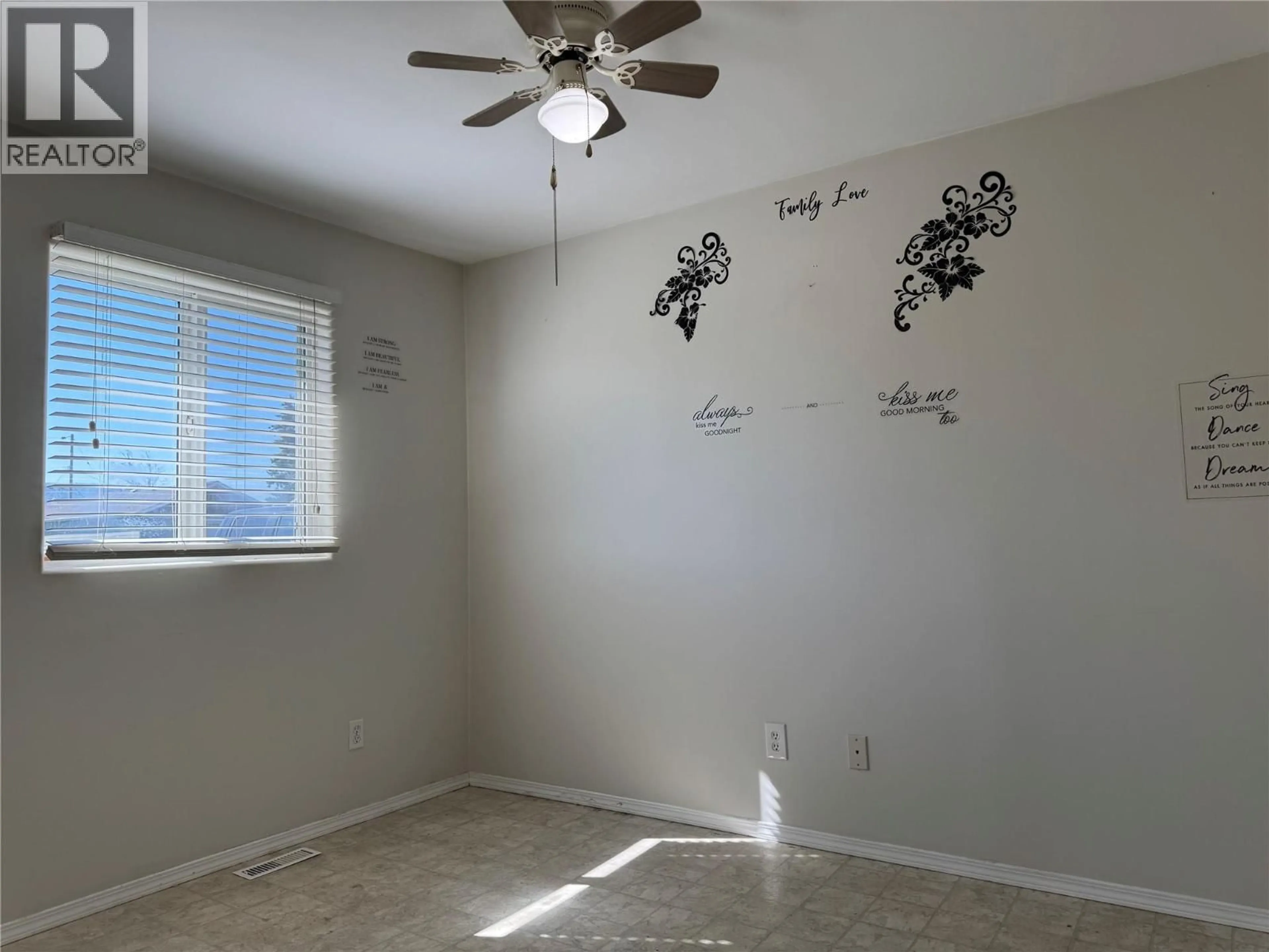 A pic of a room for 1108 118 AVENUE, Dawson Creek British Columbia V1G3H5