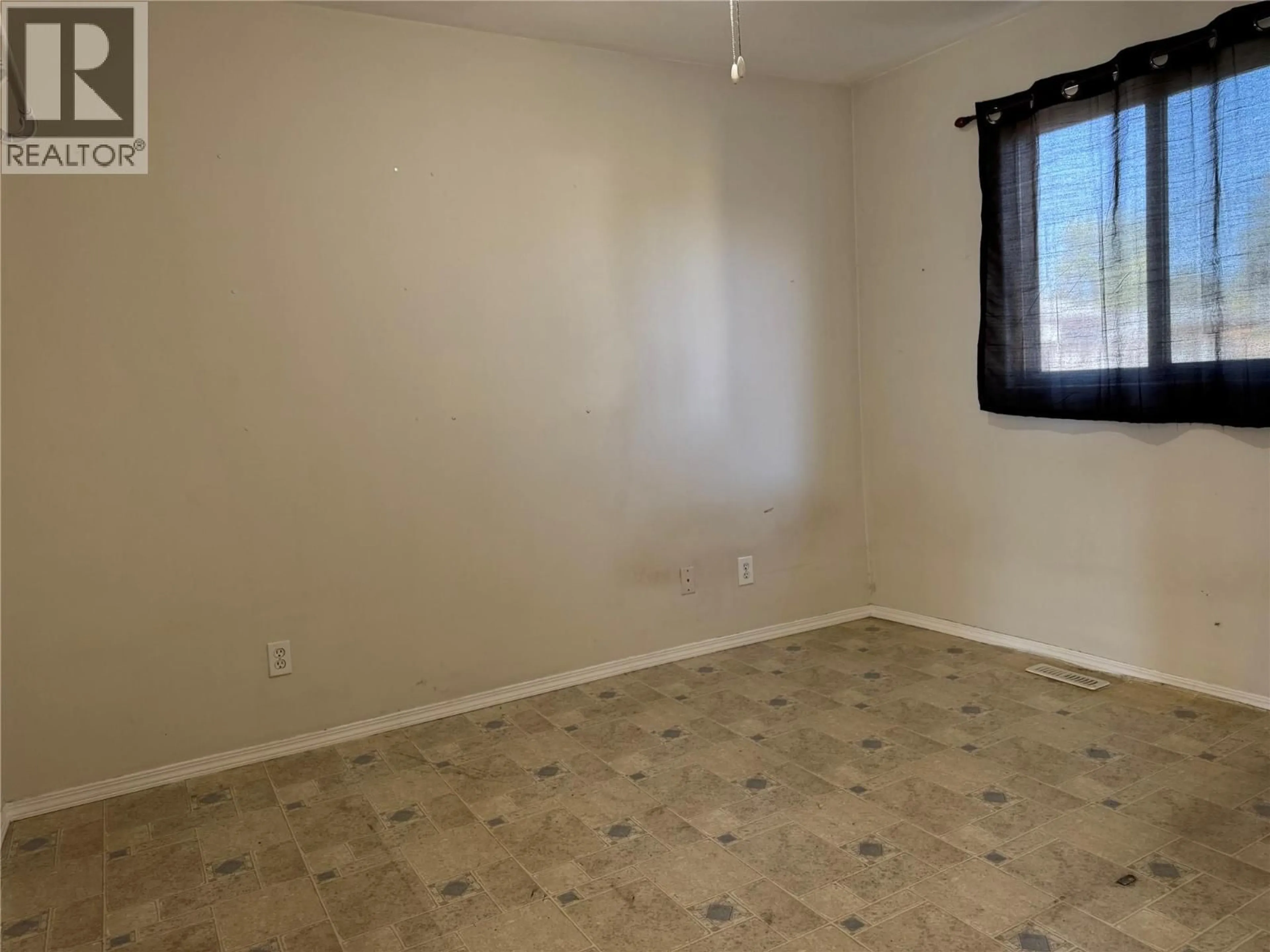 A pic of a room for 1108 118 AVENUE, Dawson Creek British Columbia V1G3H5