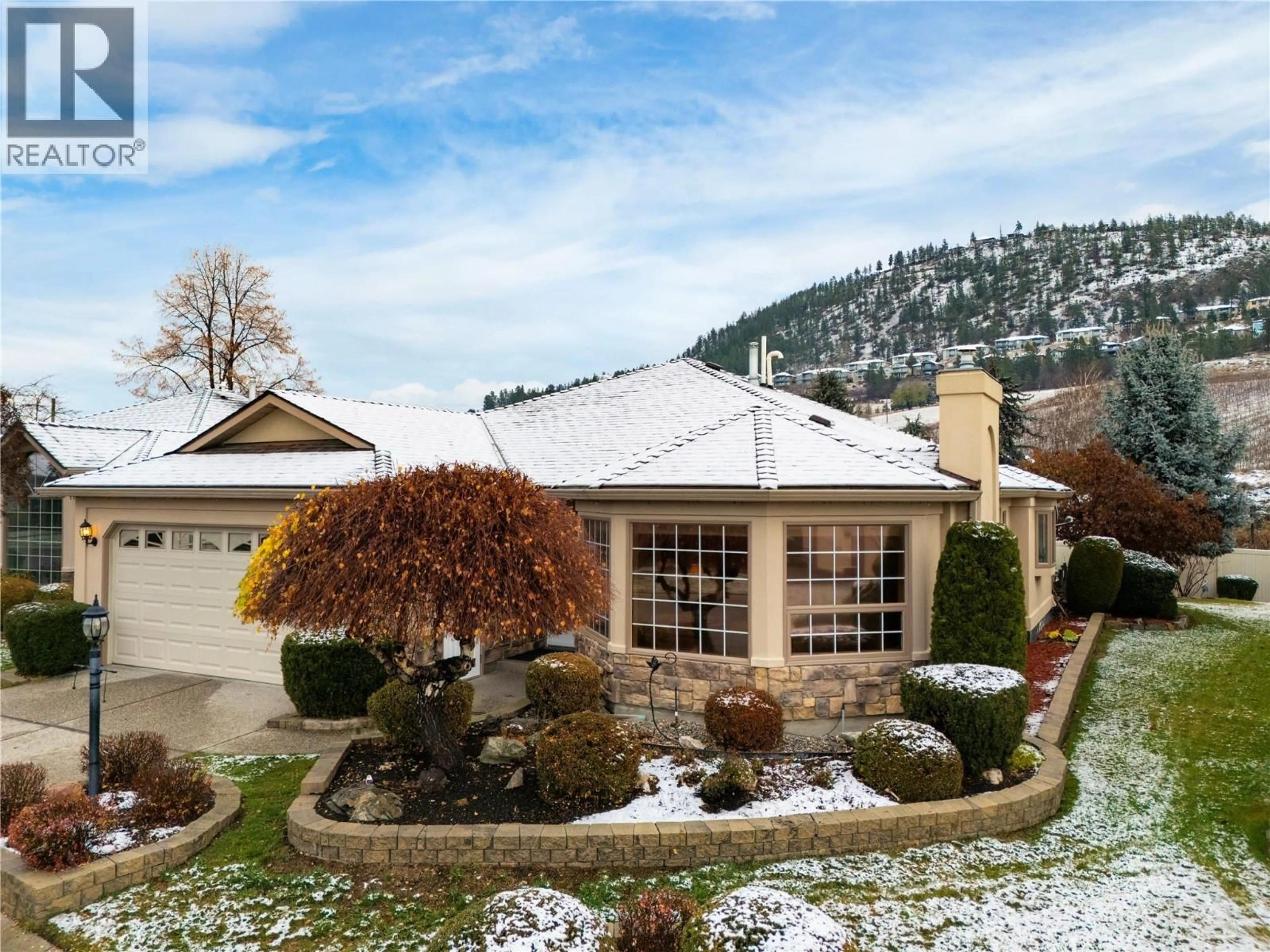 Home with vinyl exterior material, mountain view for 61 - 595 YATES ROAD, Kelowna British Columbia V1V1P8