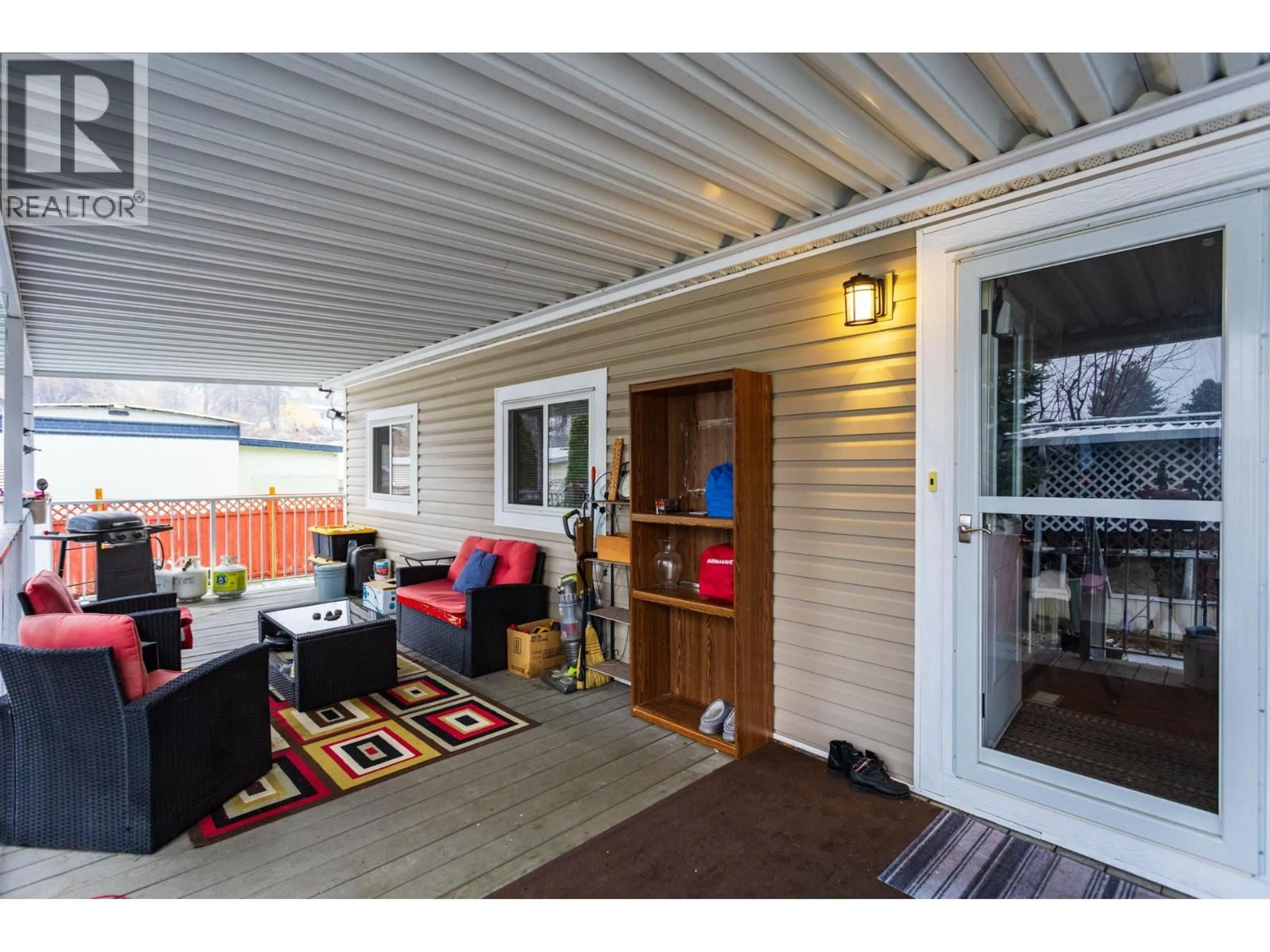 Patio, street for 233 - 1999 HIGHWAY 97 OTHER SOUTH, West Kelowna British Columbia V1Z1B2