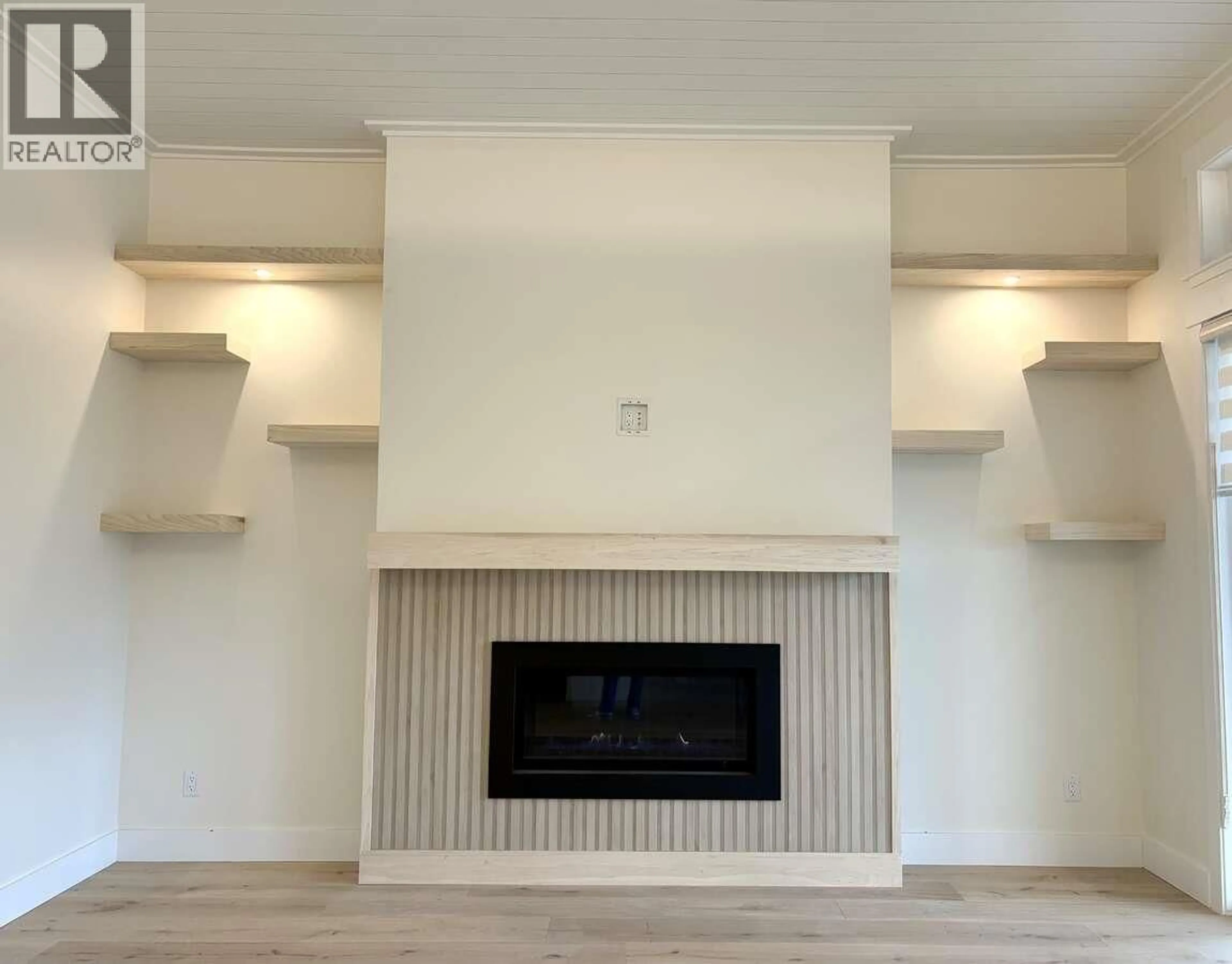 Unknown for 2140 MONTENEGRO DRIVE, Kelowna British Columbia V1P0B2