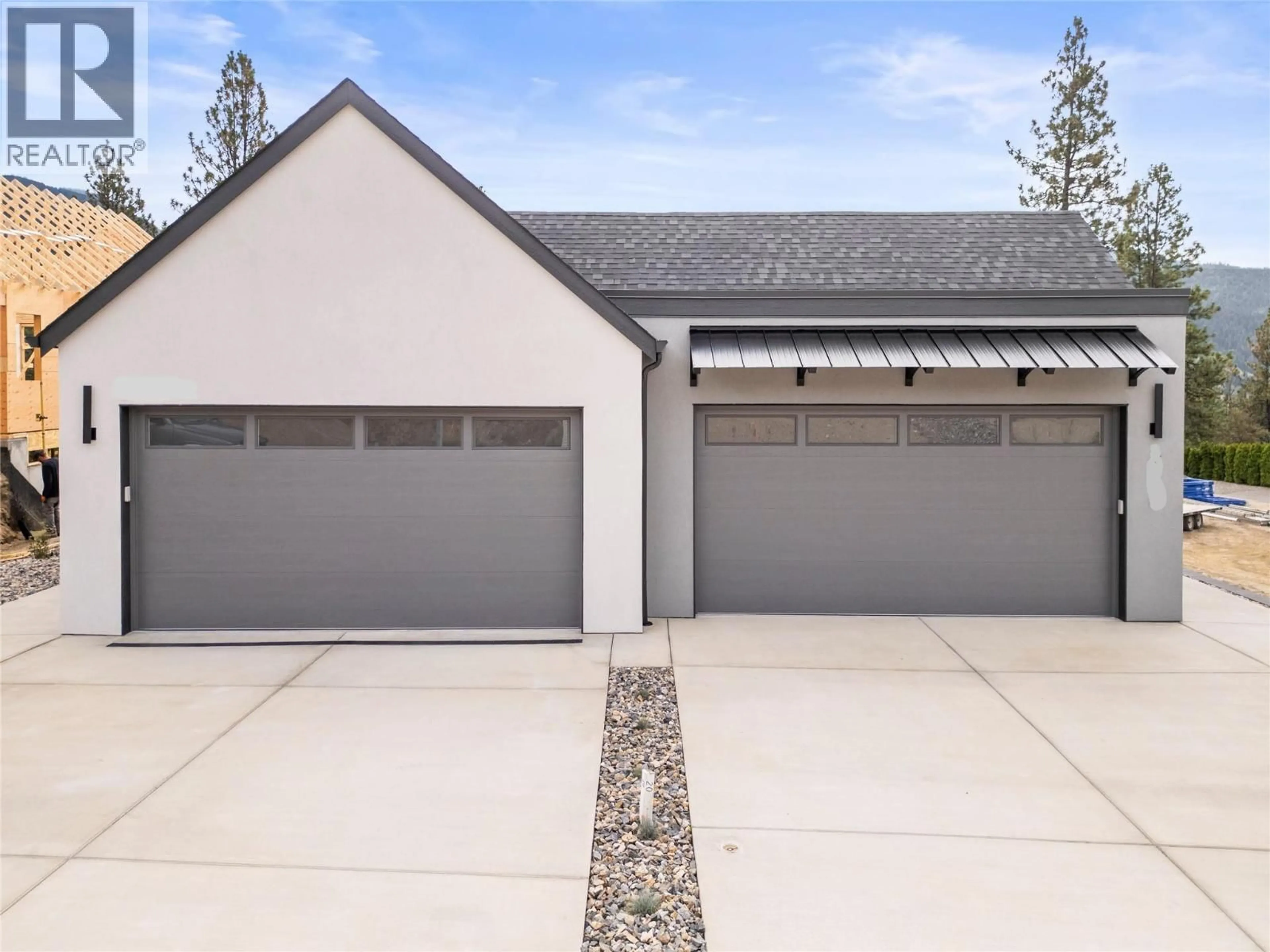 Indoor garage for 7044 MANNING PLACE, Vernon British Columbia V1B0B6