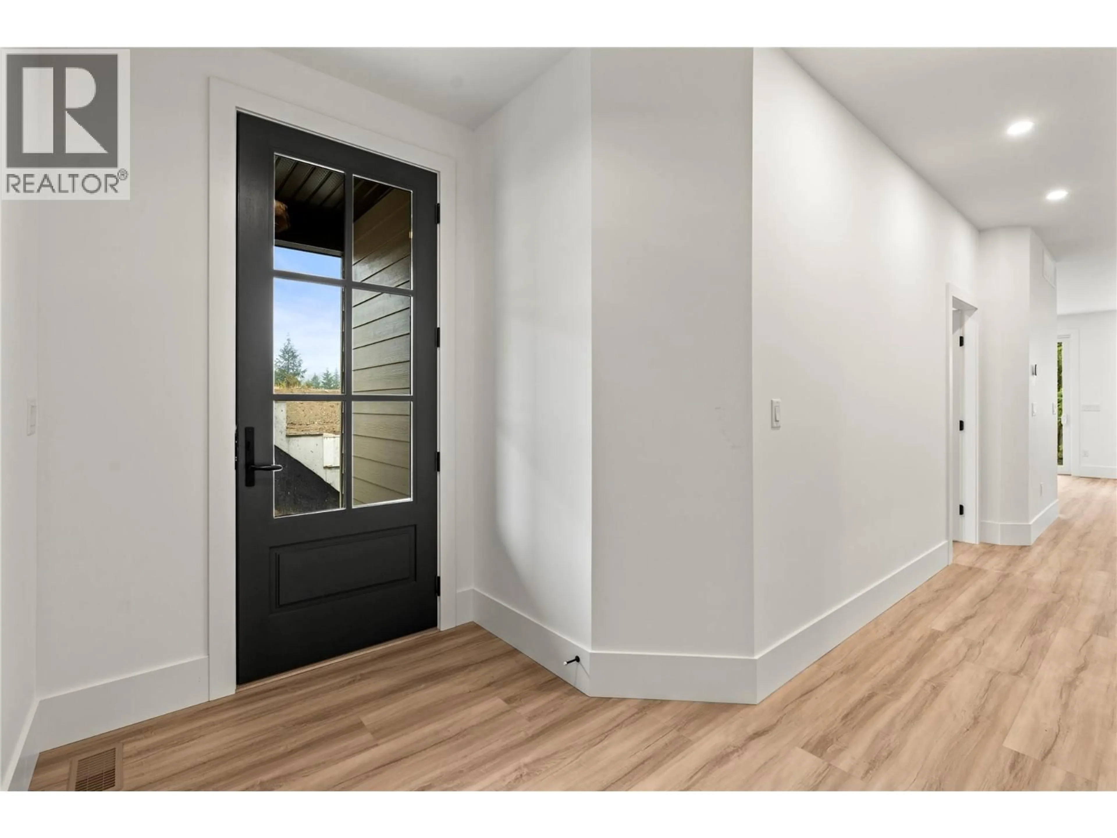 Indoor entryway for 7044 MANNING PLACE, Vernon British Columbia V1B0B6