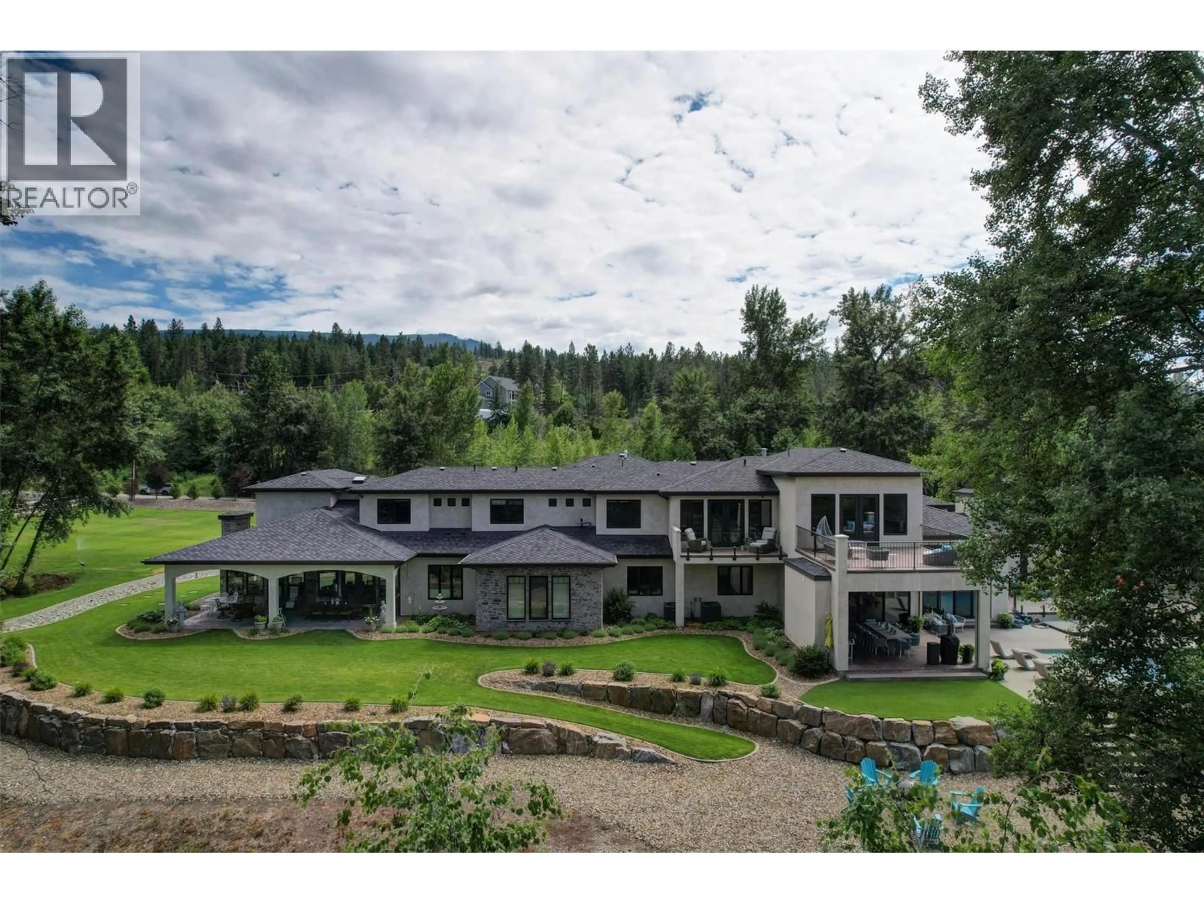 A pic from outside/outdoor area/front of a property/back of a property/a pic from drone, mountain view for 2950 BALLDOCK ROAD, Kelowna British Columbia V1W4C3