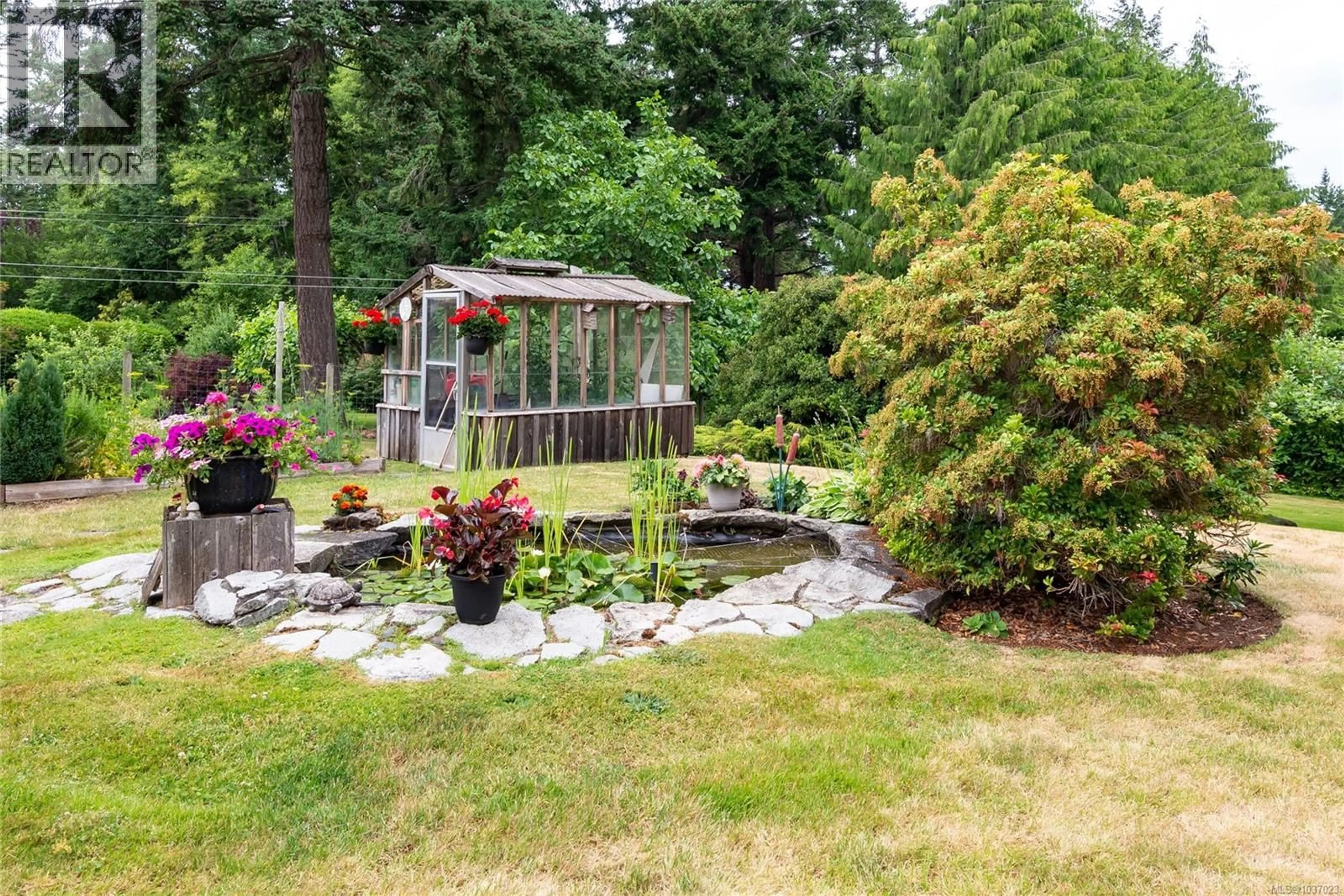 Patio, unknown for 5920 MOSLEY ROAD, Courtenay British Columbia V9J1W4