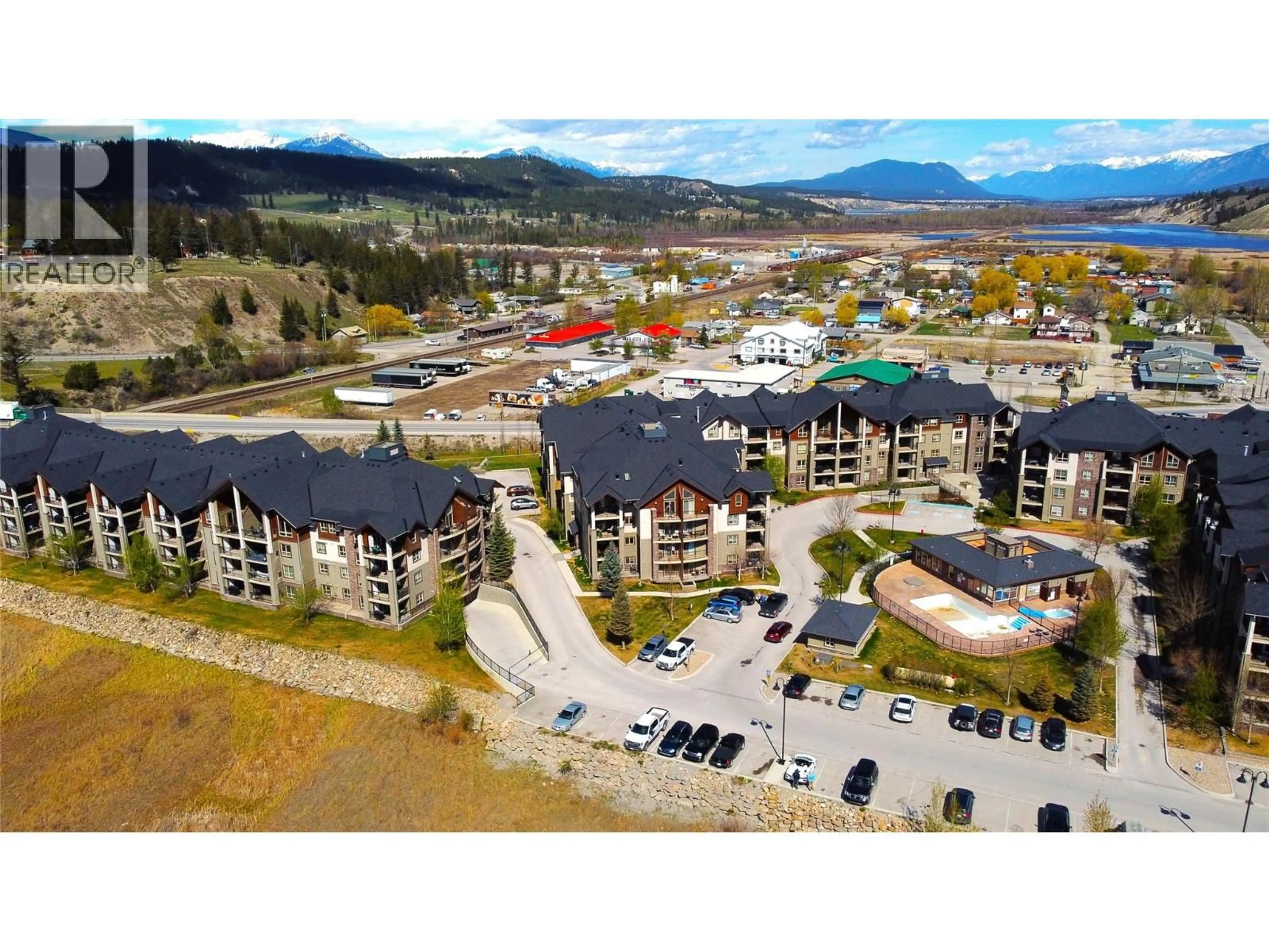 A pic from outside/outdoor area/front of a property/back of a property/a pic from drone, mountain view for 3117 - 205 THIRD AVENUE, Invermere British Columbia V0A1K7