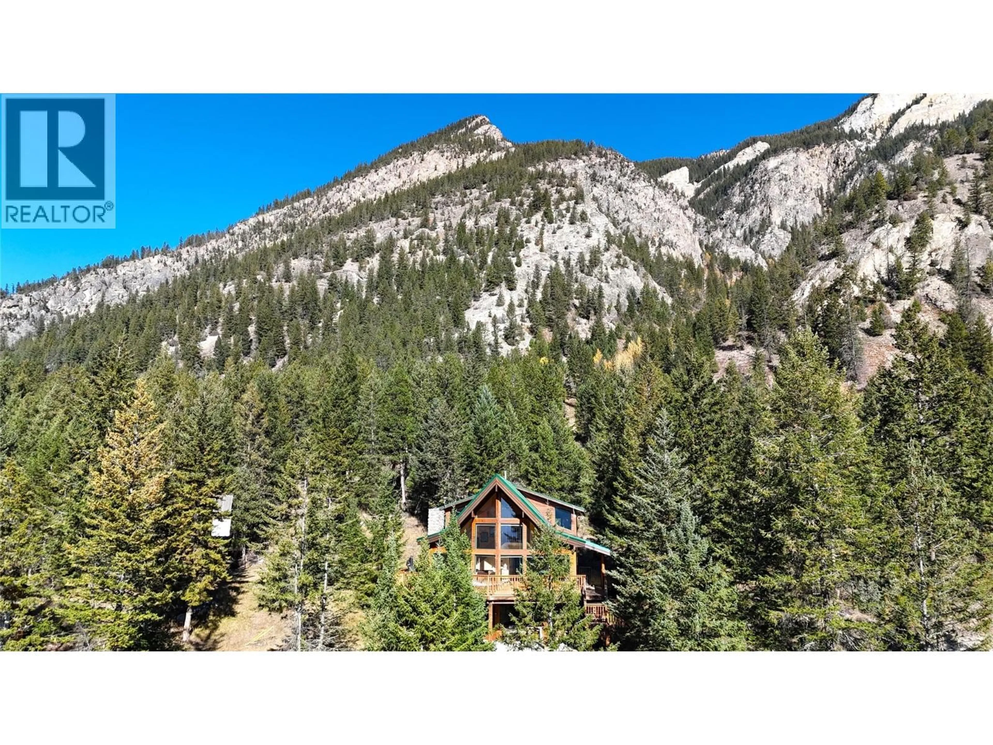 A pic from outside/outdoor area/front of a property/back of a property/a pic from drone, mountain view for 5285 GREENWOOD ROAD, Edgewater British Columbia V0A1E0