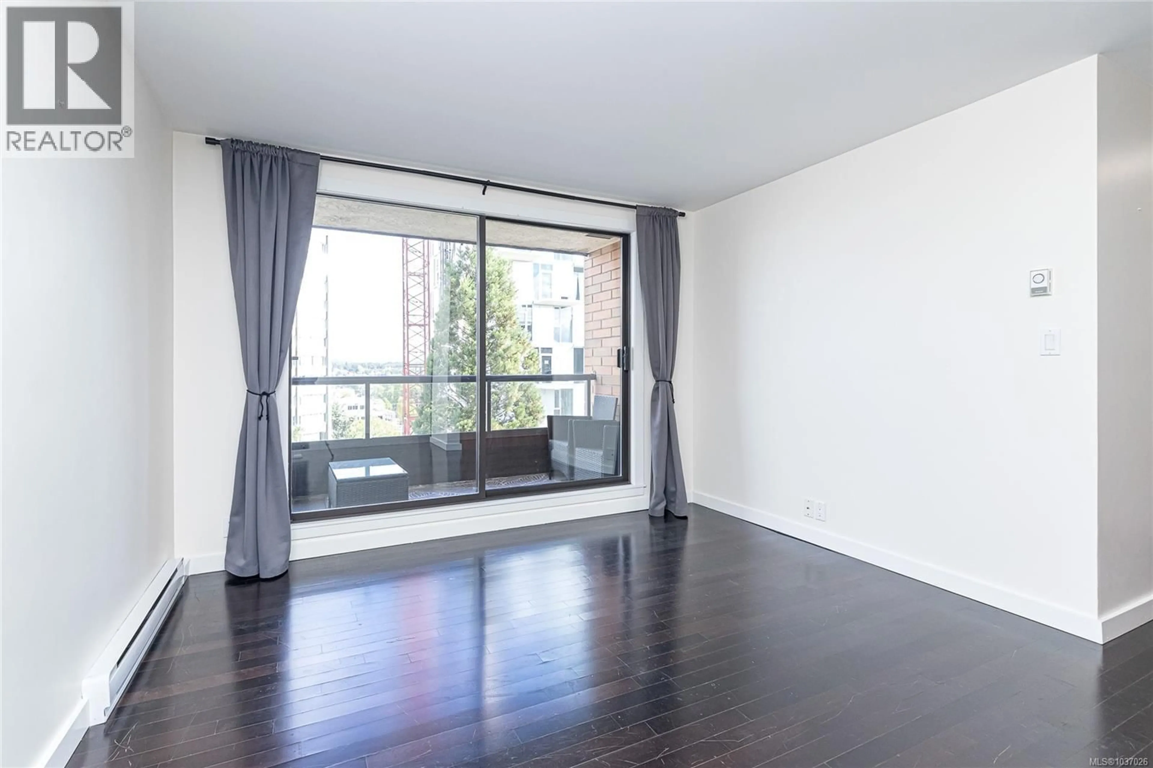 A pic of a room for 1005 - 1630 QUADRA STREET, Victoria British Columbia V8W3J5
