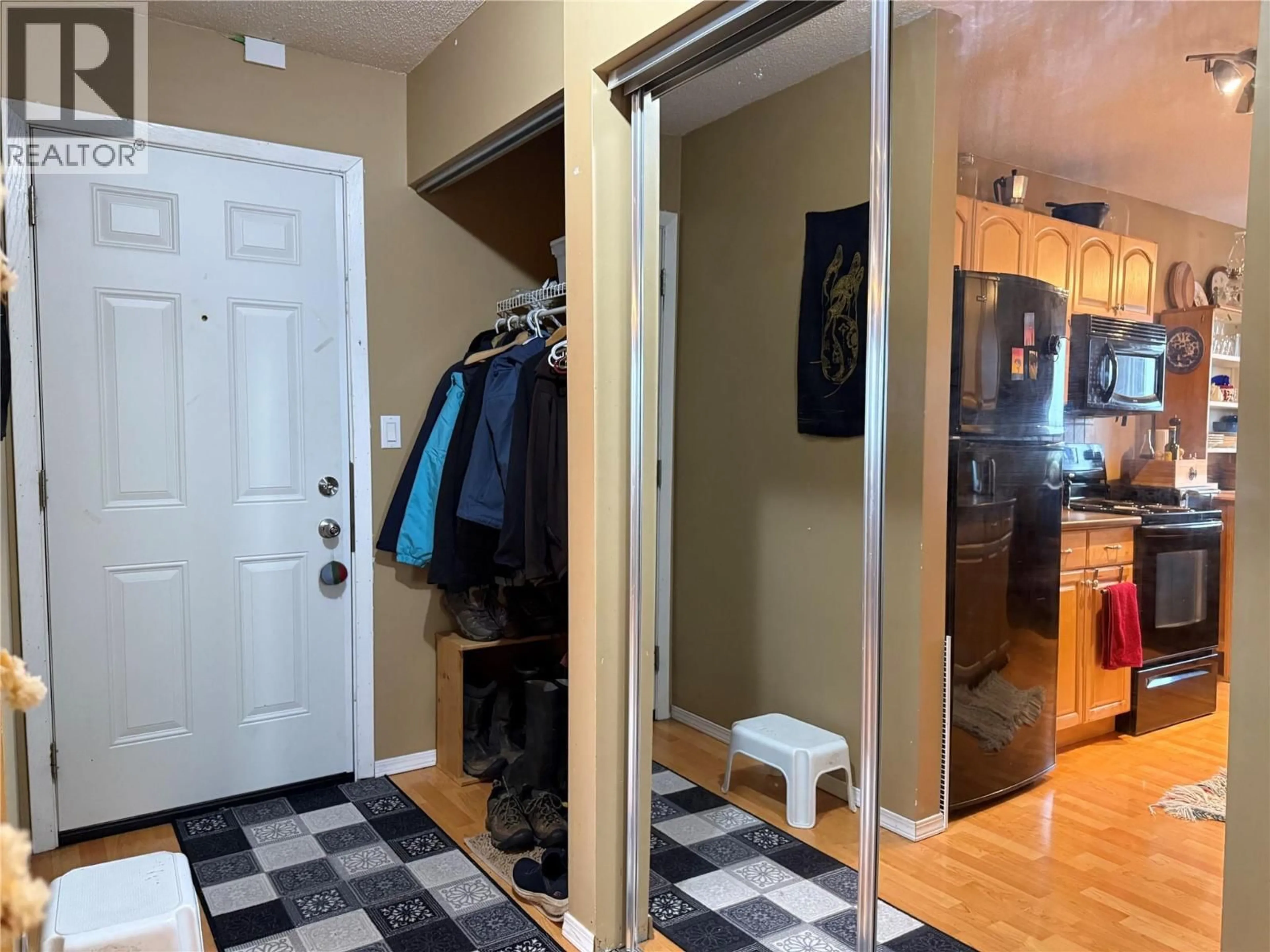 Indoor entryway for 402 - 2126 68TH AVENUE, Grand Forks British Columbia V0H1H0