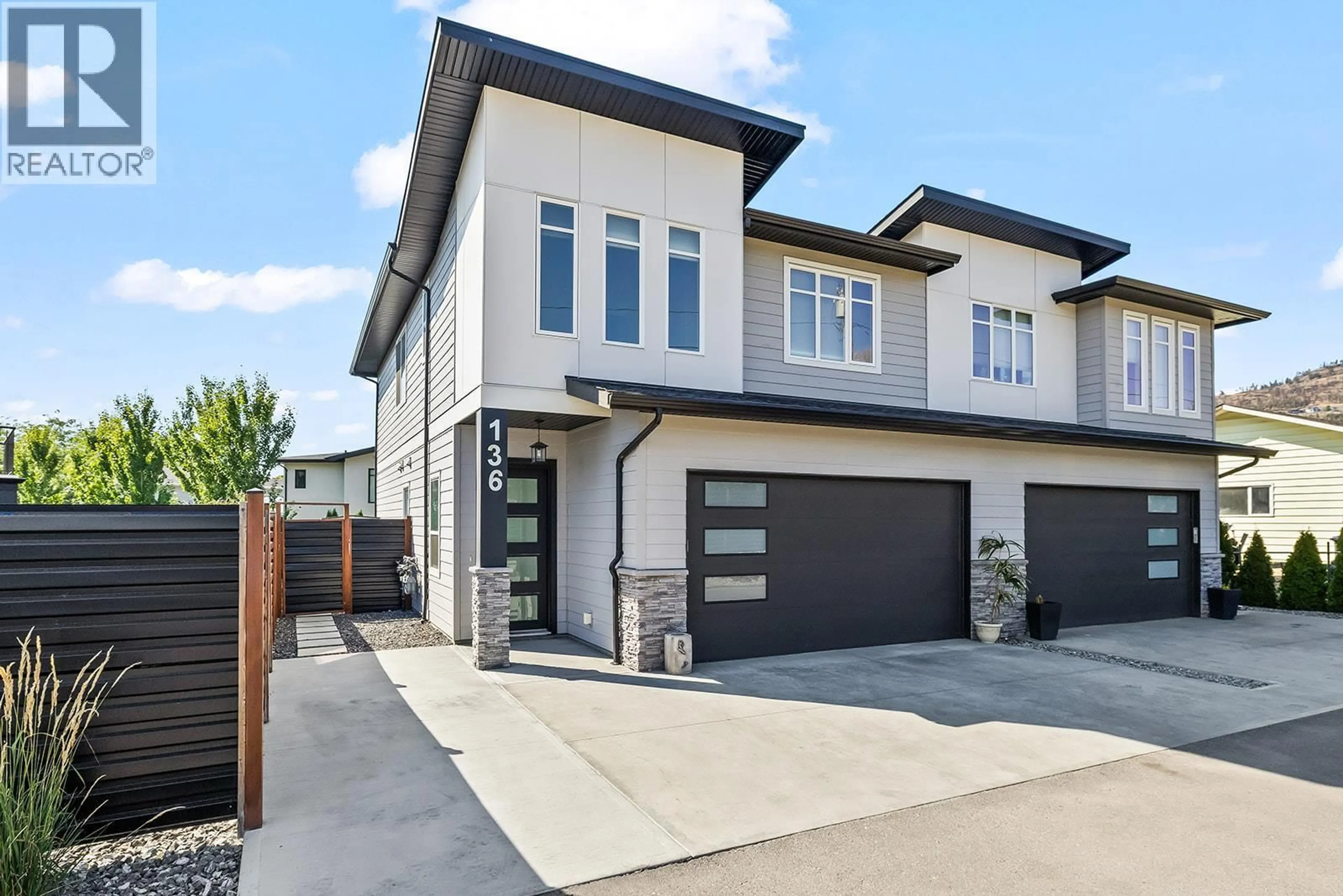 Home with brick exterior material, street for 136 SUMMERHILL PLACE, Kelowna British Columbia V1V1T6