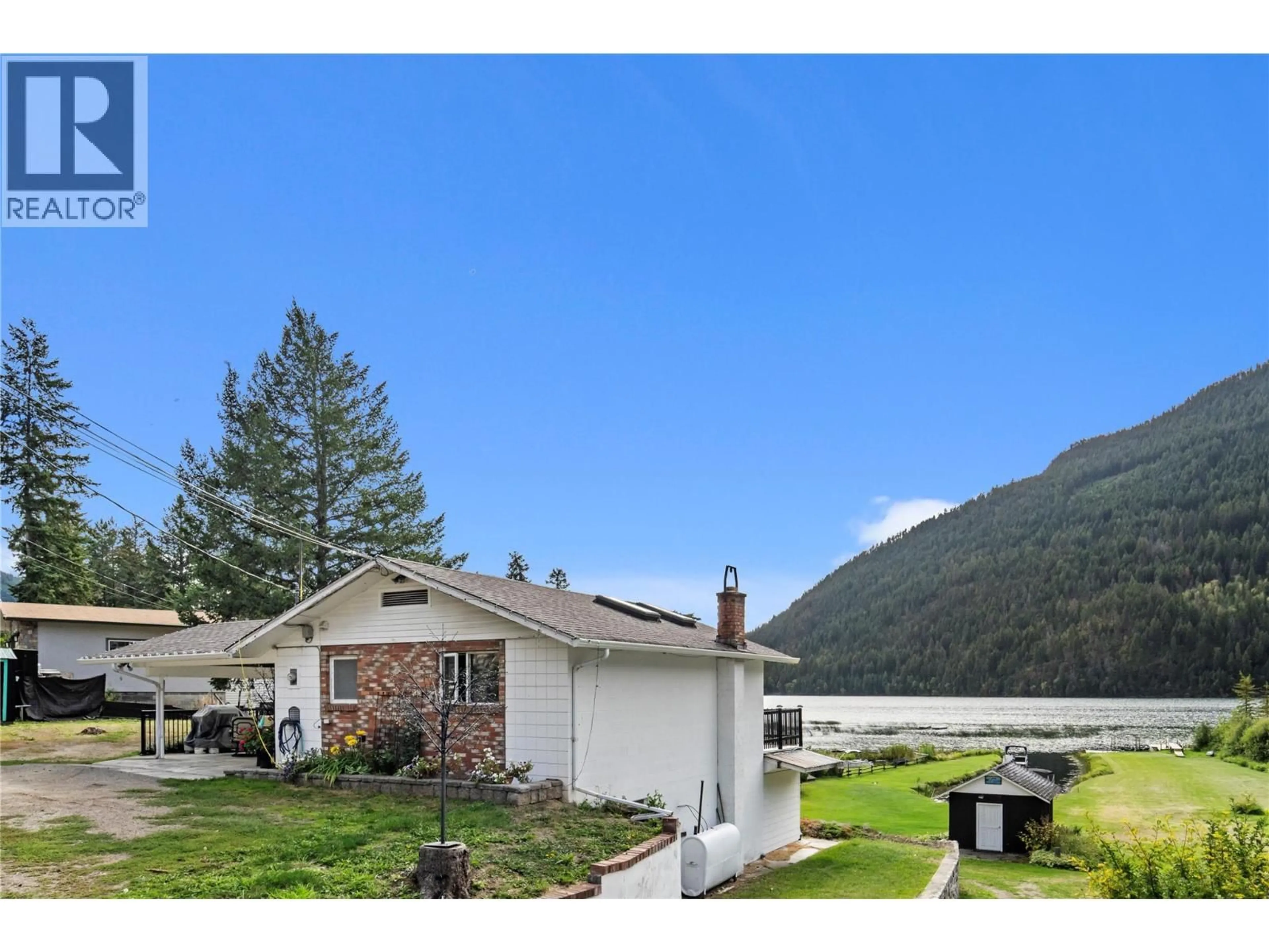 A pic from outside/outdoor area/front of a property/back of a property/a pic from drone, water/lake/river/ocean view for 2348 OJIBWAY ROAD, Kamloops British Columbia V2H1P1