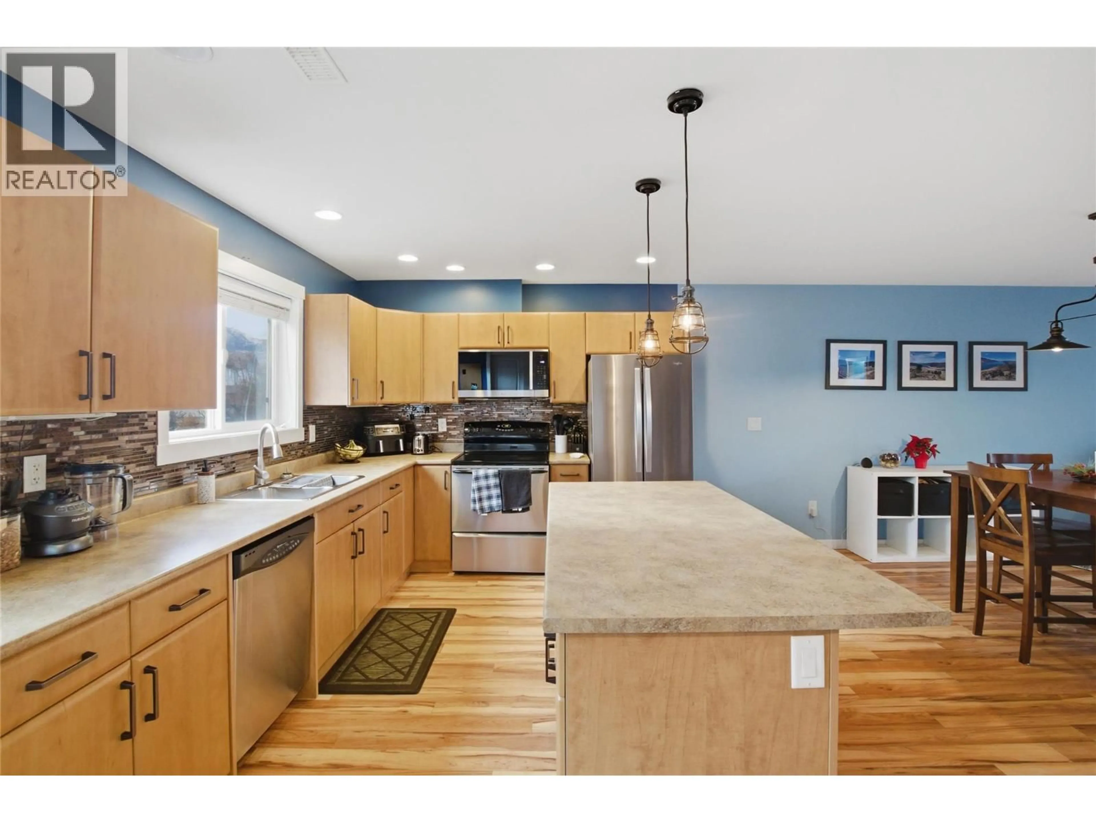 Open concept kitchen, unknown for 12 - 1741 TRANQUILLE ROAD, Kamloops British Columbia V2B0C3