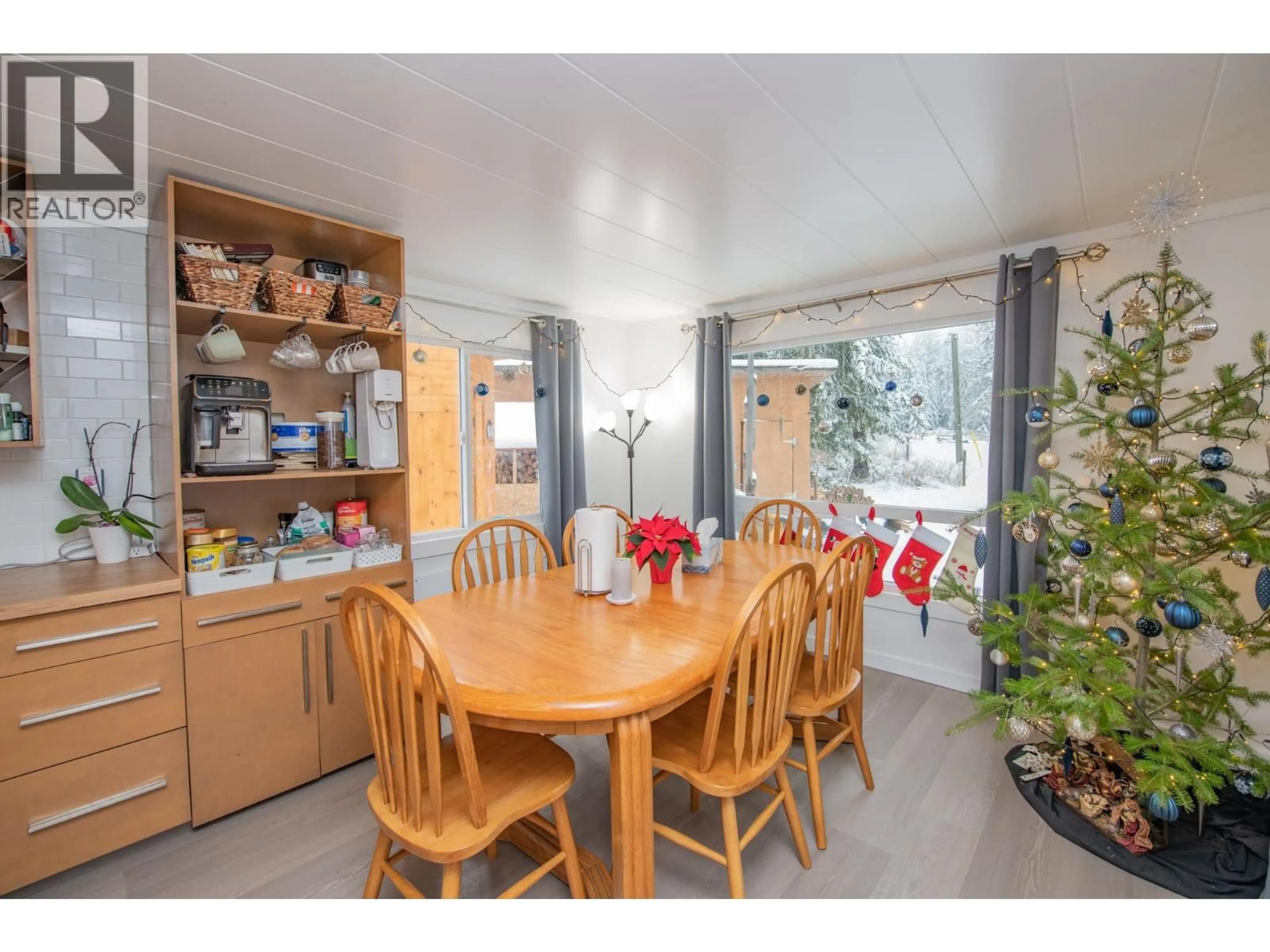 Dining room, wood/laminate floor for 6739 KARJULA ROAD, Falkland British Columbia V0E1W1