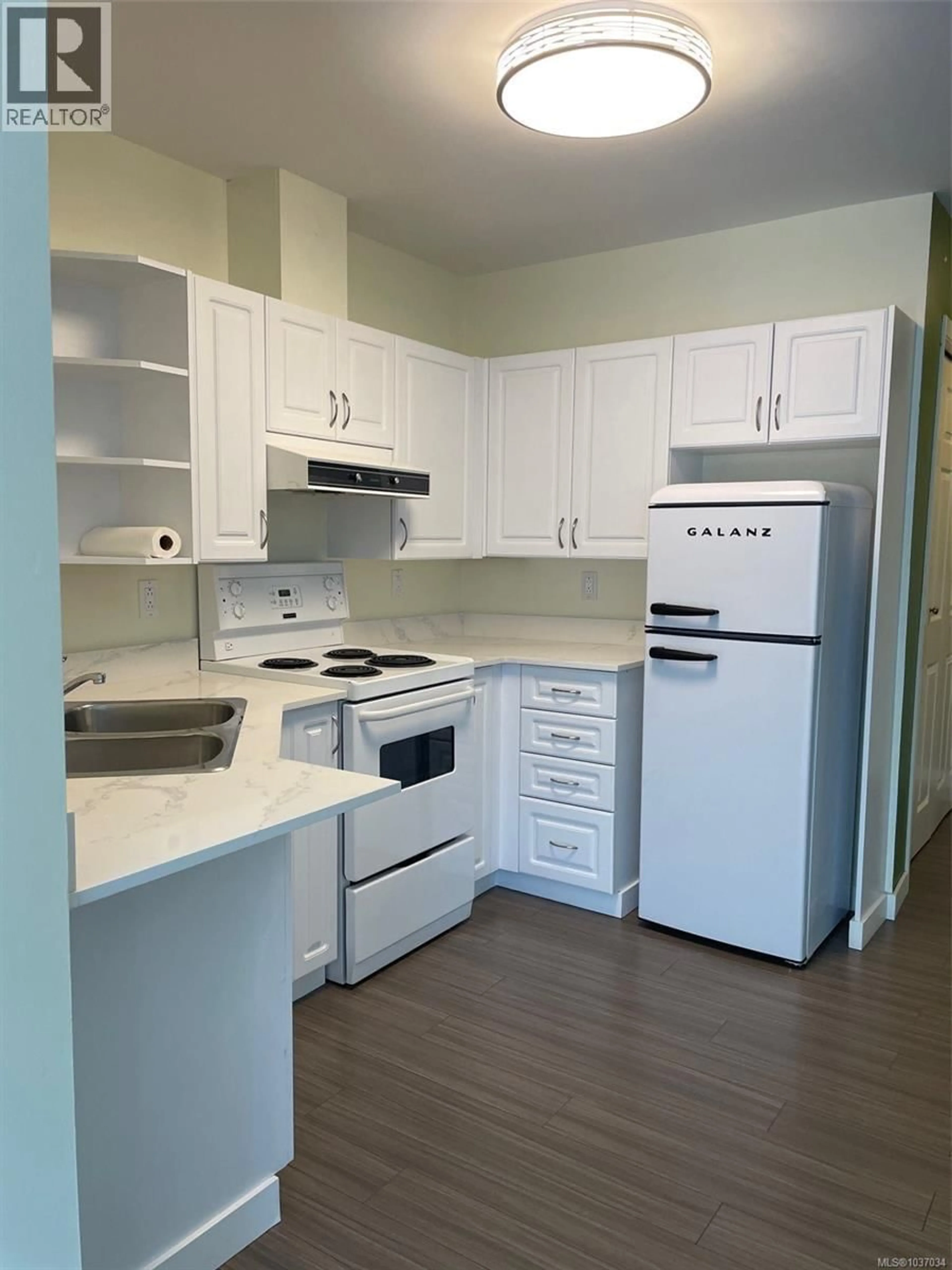 Unknown for 206 - 1070 SOUTHGATE STREET, Victoria British Columbia V8V2Z2