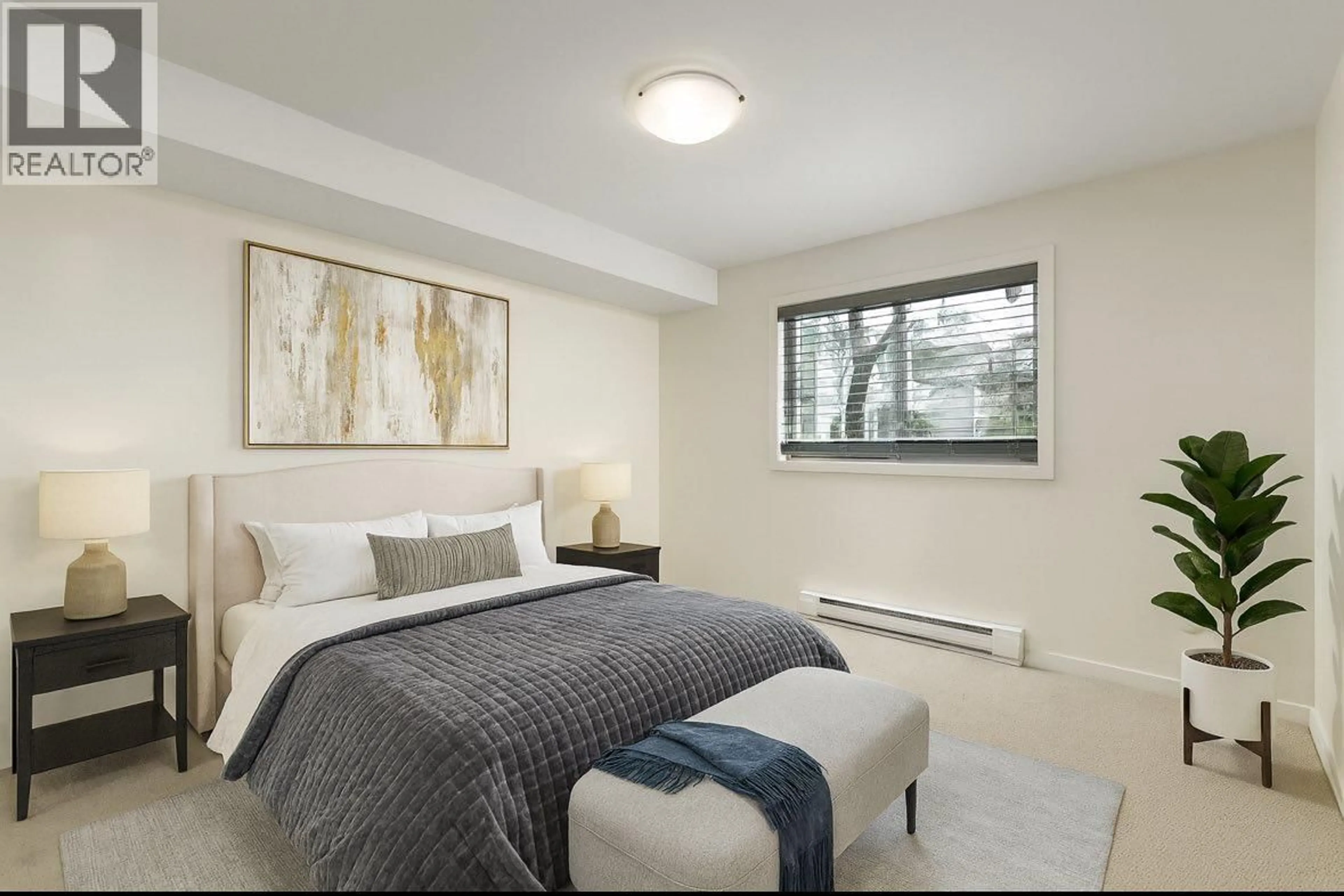 Bedroom with bed, unknown for 111 - 135 ZIPRICK ROAD, Kelowna British Columbia V1X8B2