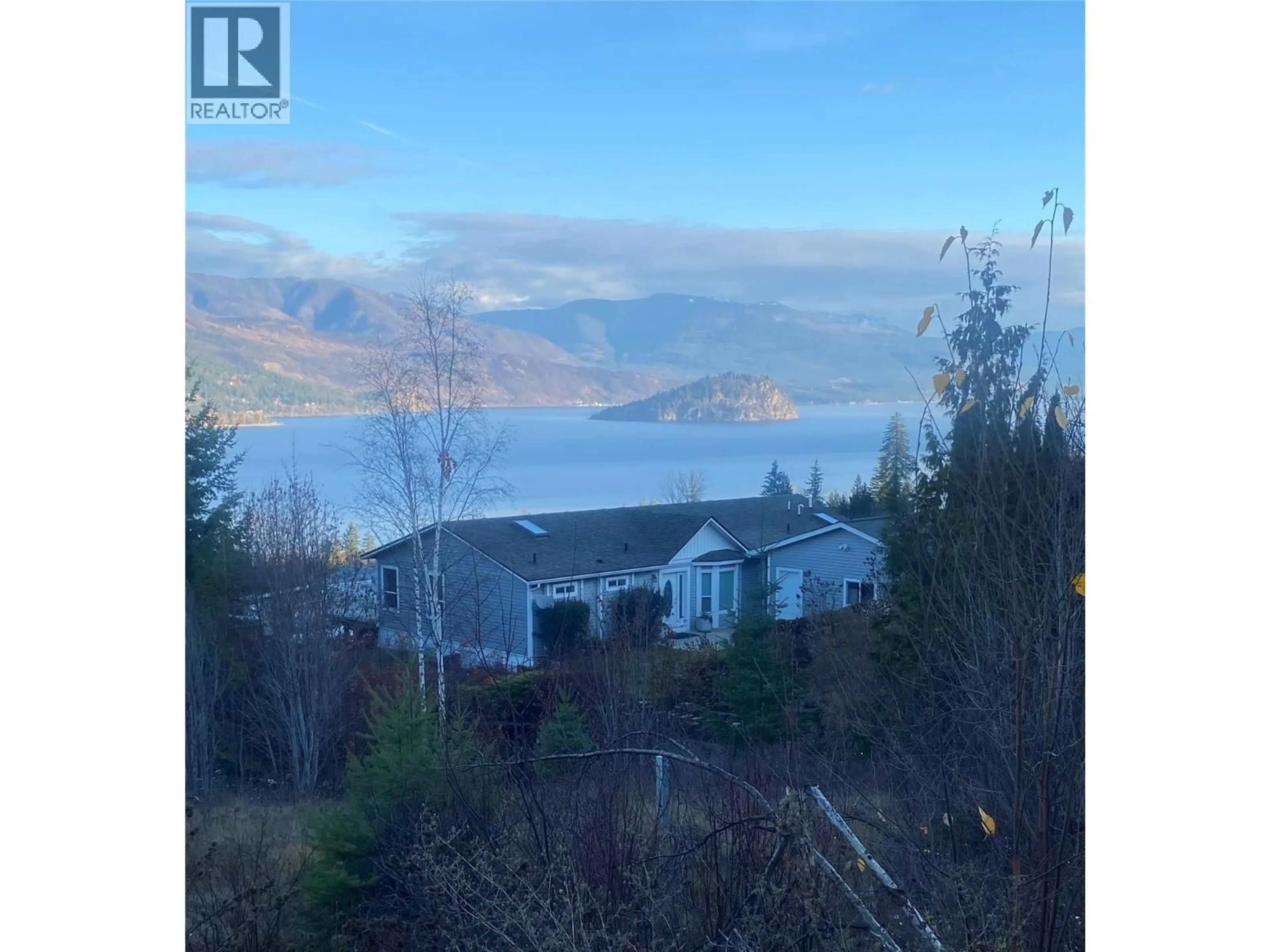A pic from outside/outdoor area/front of a property/back of a property/a pic from drone, water/lake/river/ocean view for 65 - 1510 TRANS CANADA HIGHWAY, Sorrento British Columbia V0E2W0