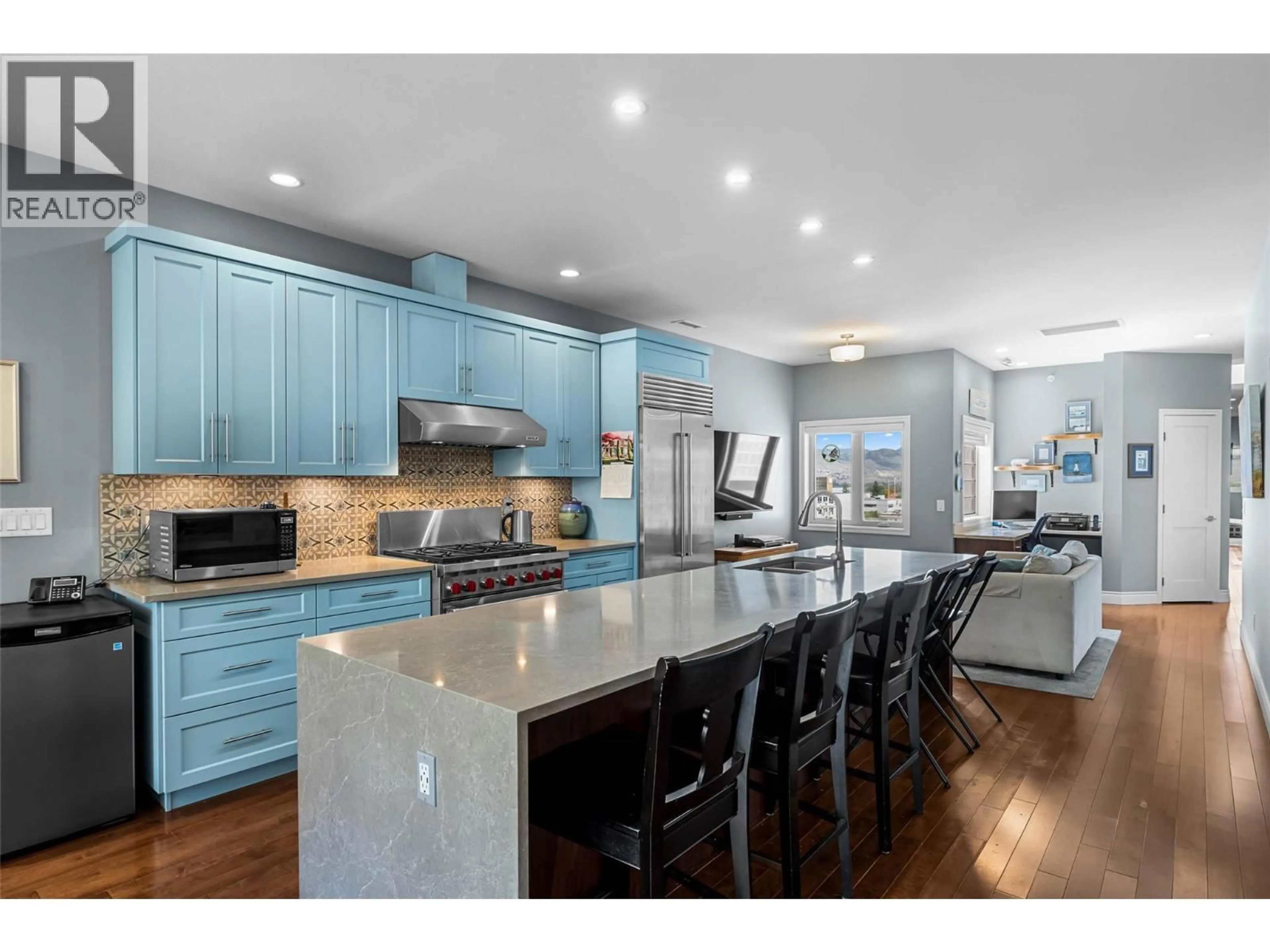 Open concept kitchen, unknown for 401 - 370 BATTLE STREET, Kamloops British Columbia V2C2L6