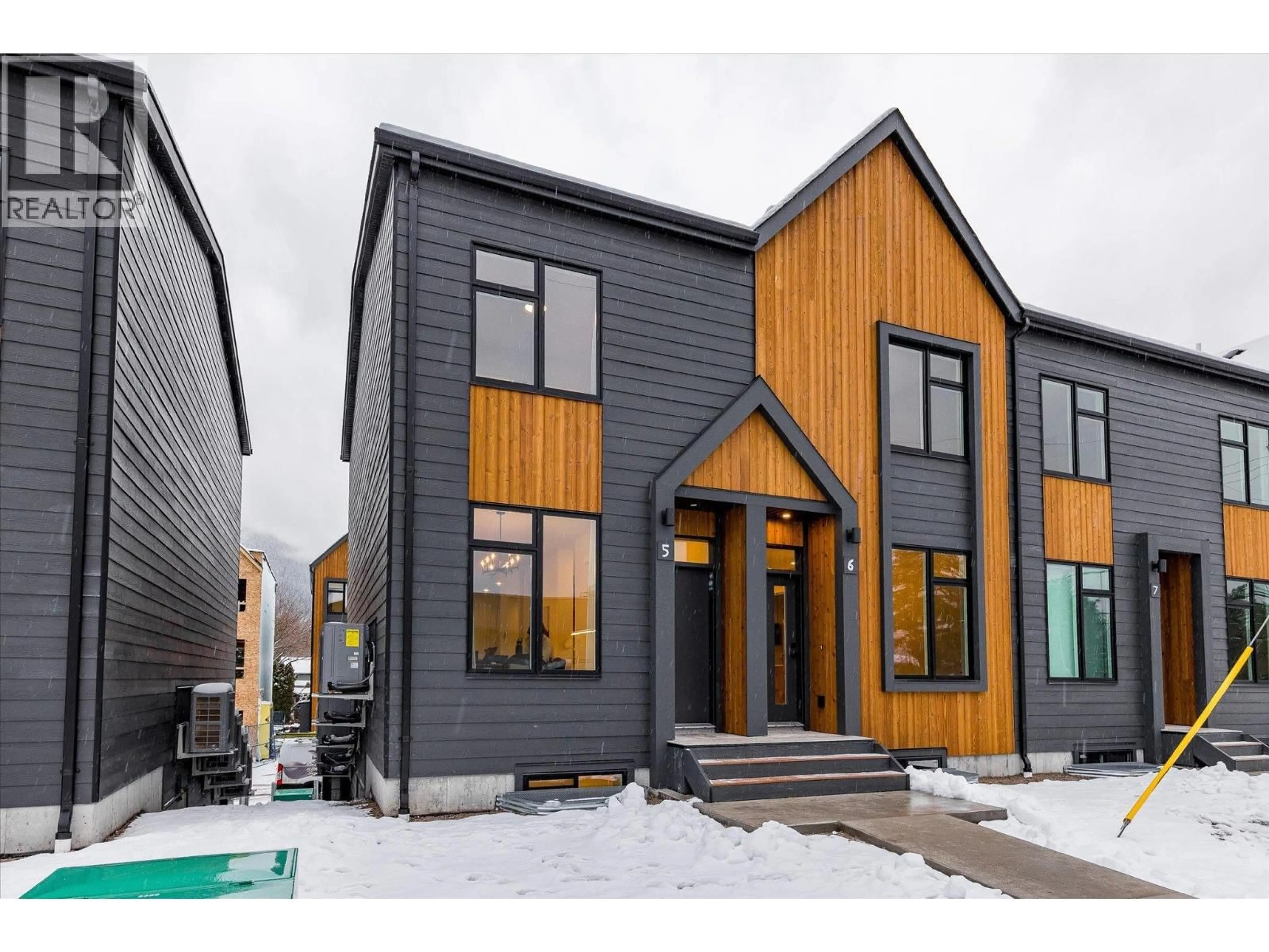 Home with brick exterior material, street for 23 - 416 HUMBERT STREET, Revelstoke British Columbia V0E2S1