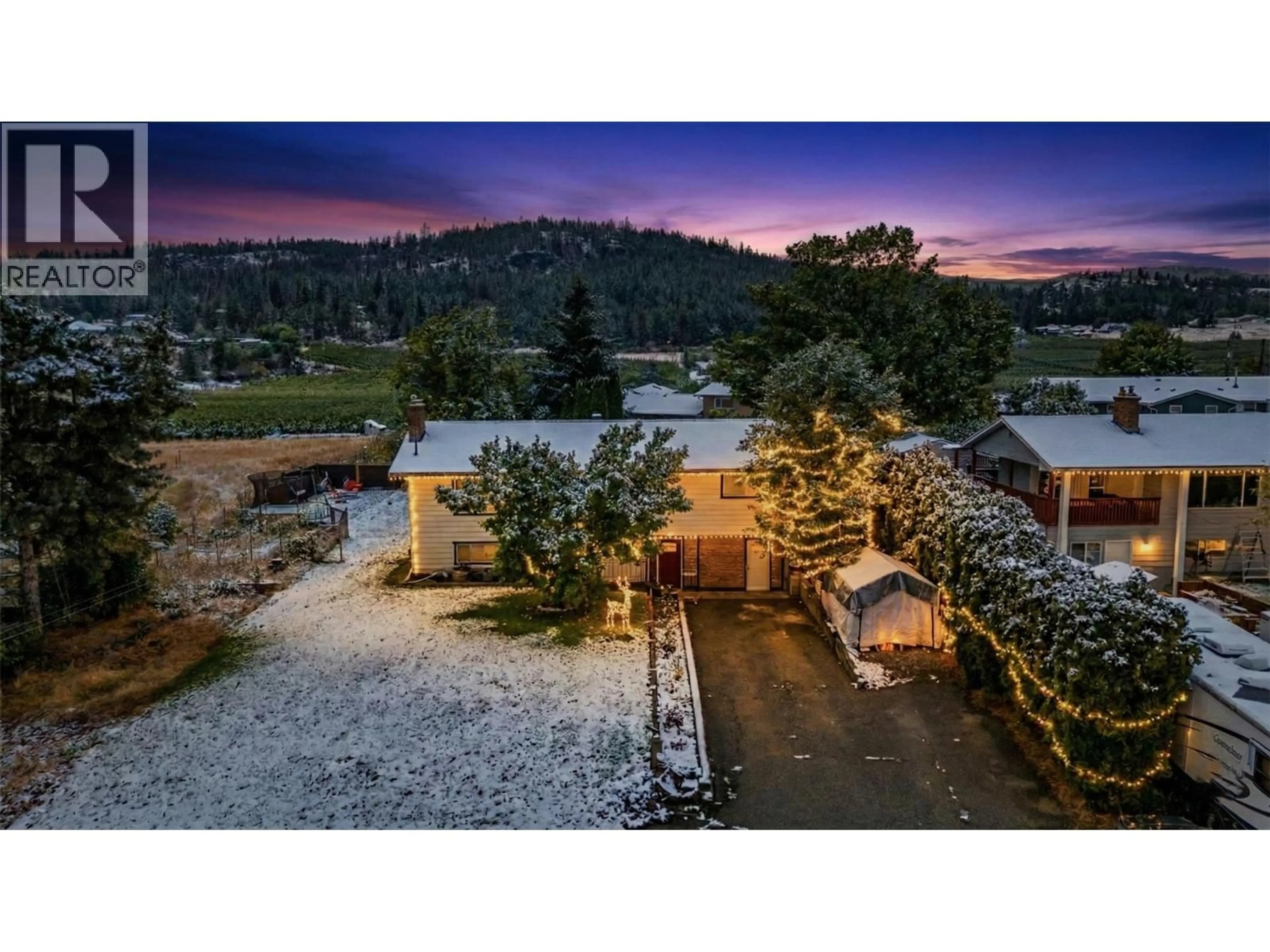 A pic from outside/outdoor area/front of a property/back of a property/a pic from drone, mountain view for 10010 KEL WIN ROAD, Lake Country British Columbia V4V1L4