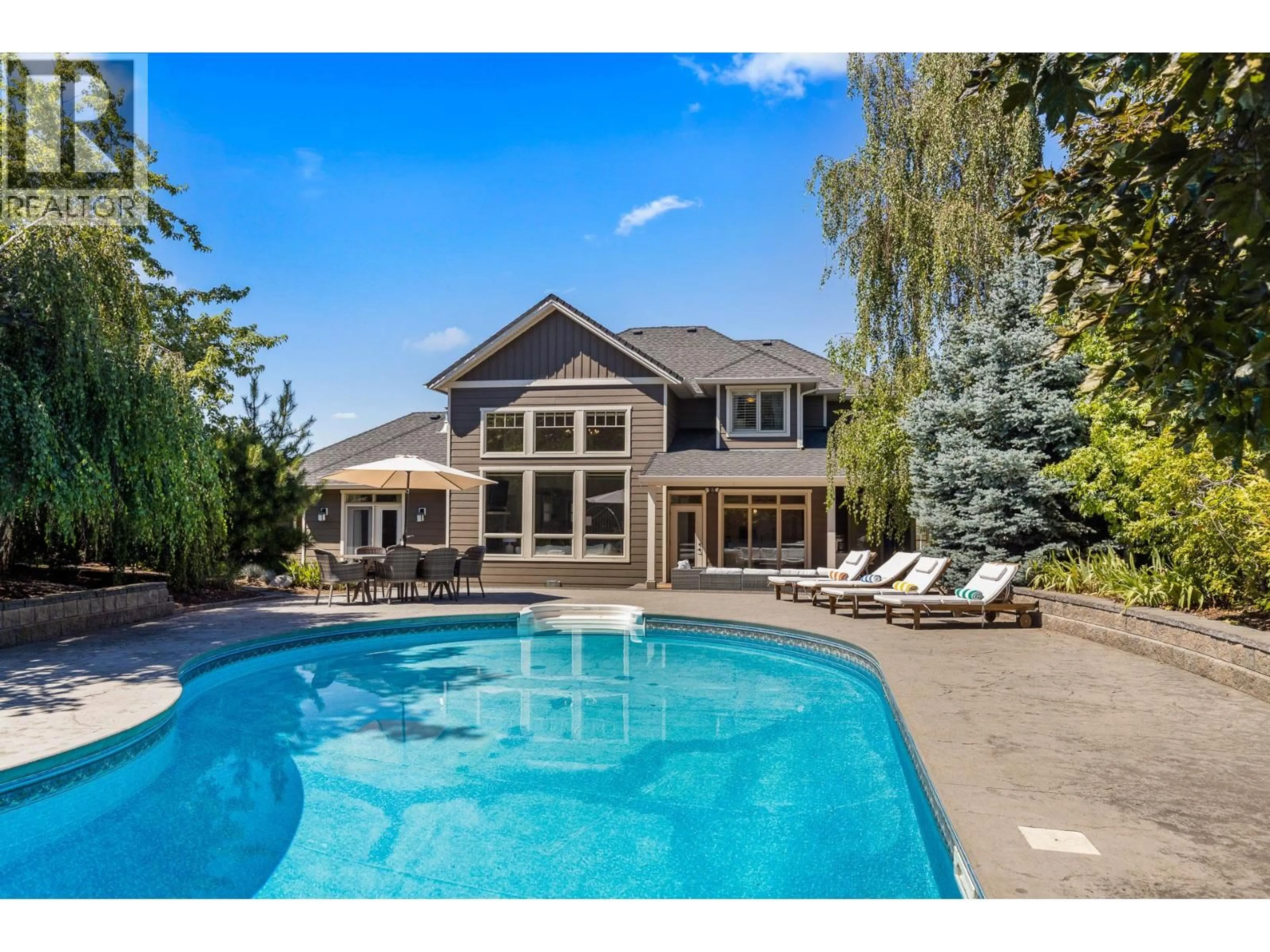 Pool for 1511 WOODRIDGE ROAD, Kelowna British Columbia V1W3B4