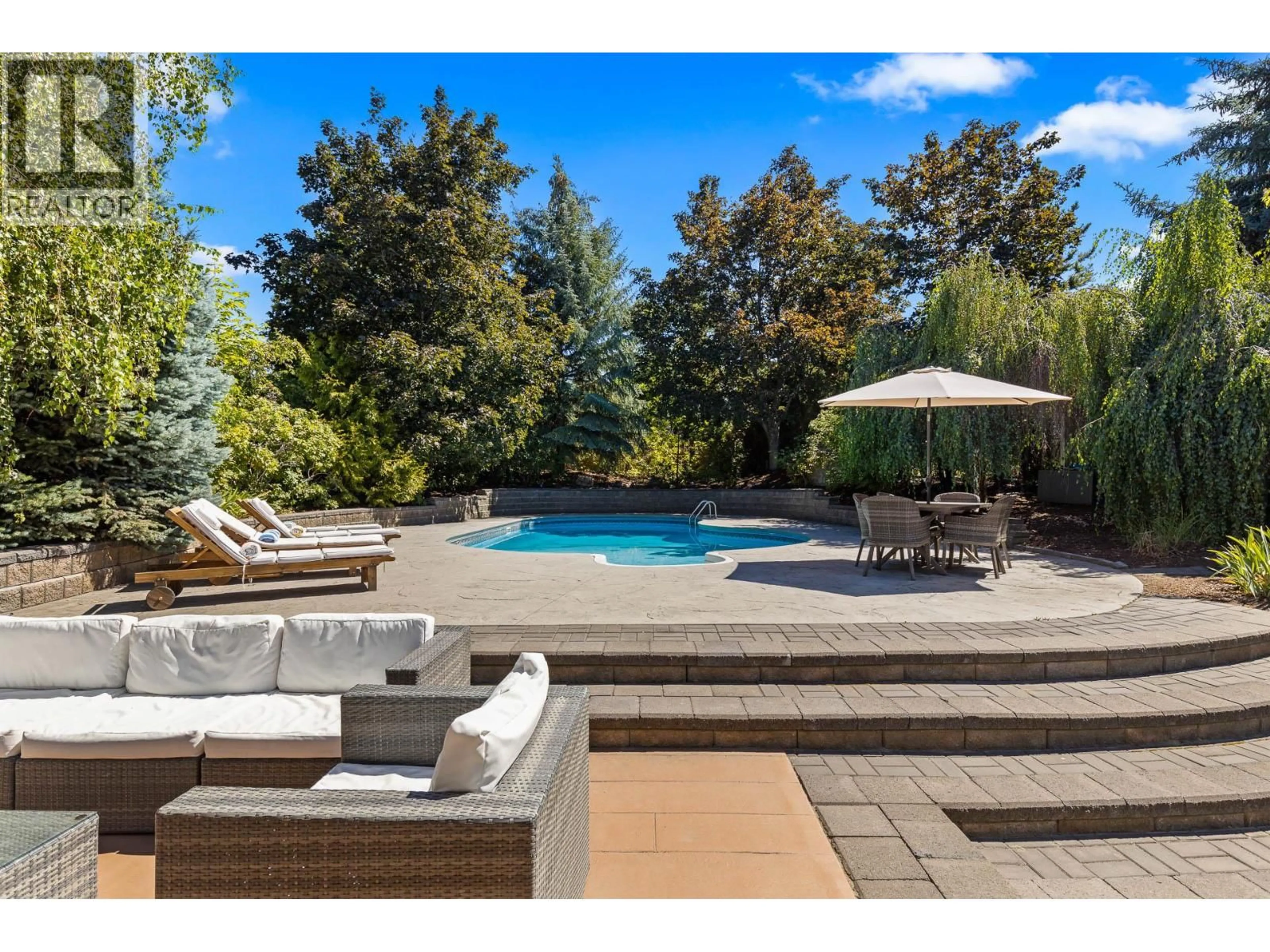 Patio, water/lake/river/ocean view for 1511 WOODRIDGE ROAD, Kelowna British Columbia V1W3B4