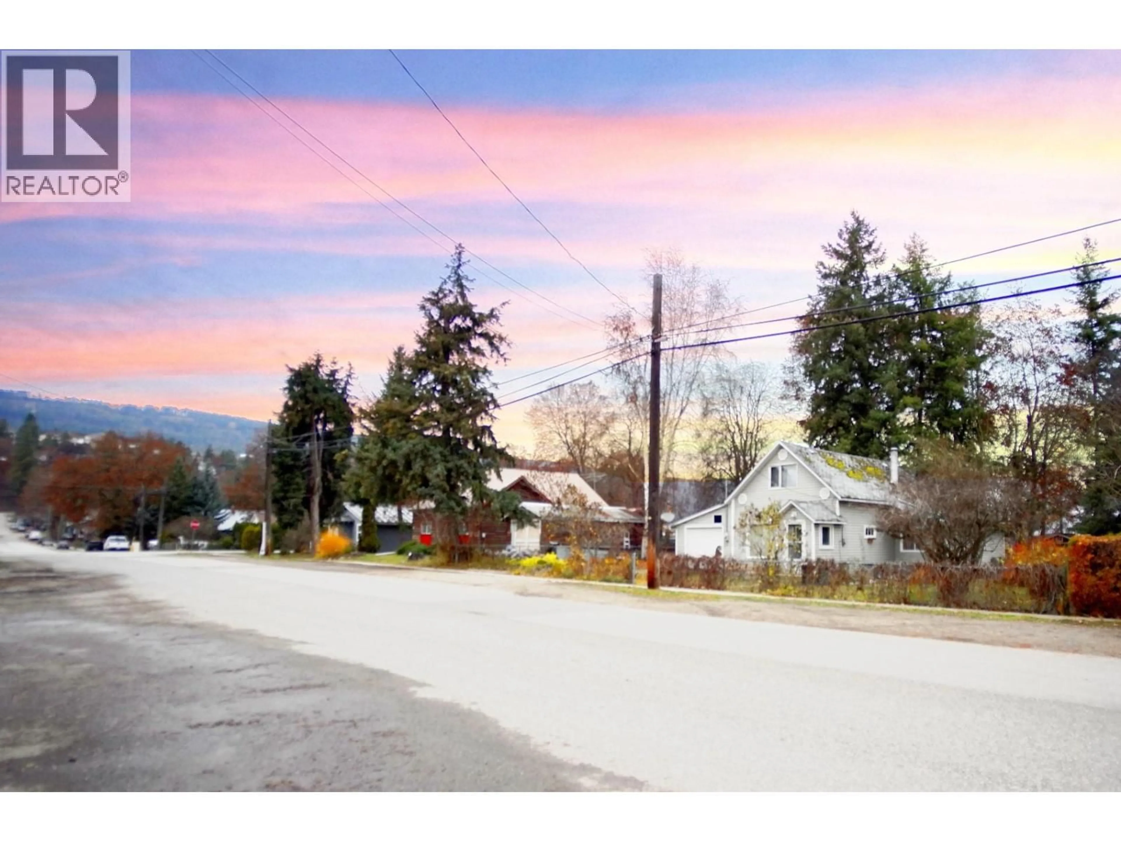 Blurry image for 611 REGENT AVENUE, Enderby British Columbia V0E1V2