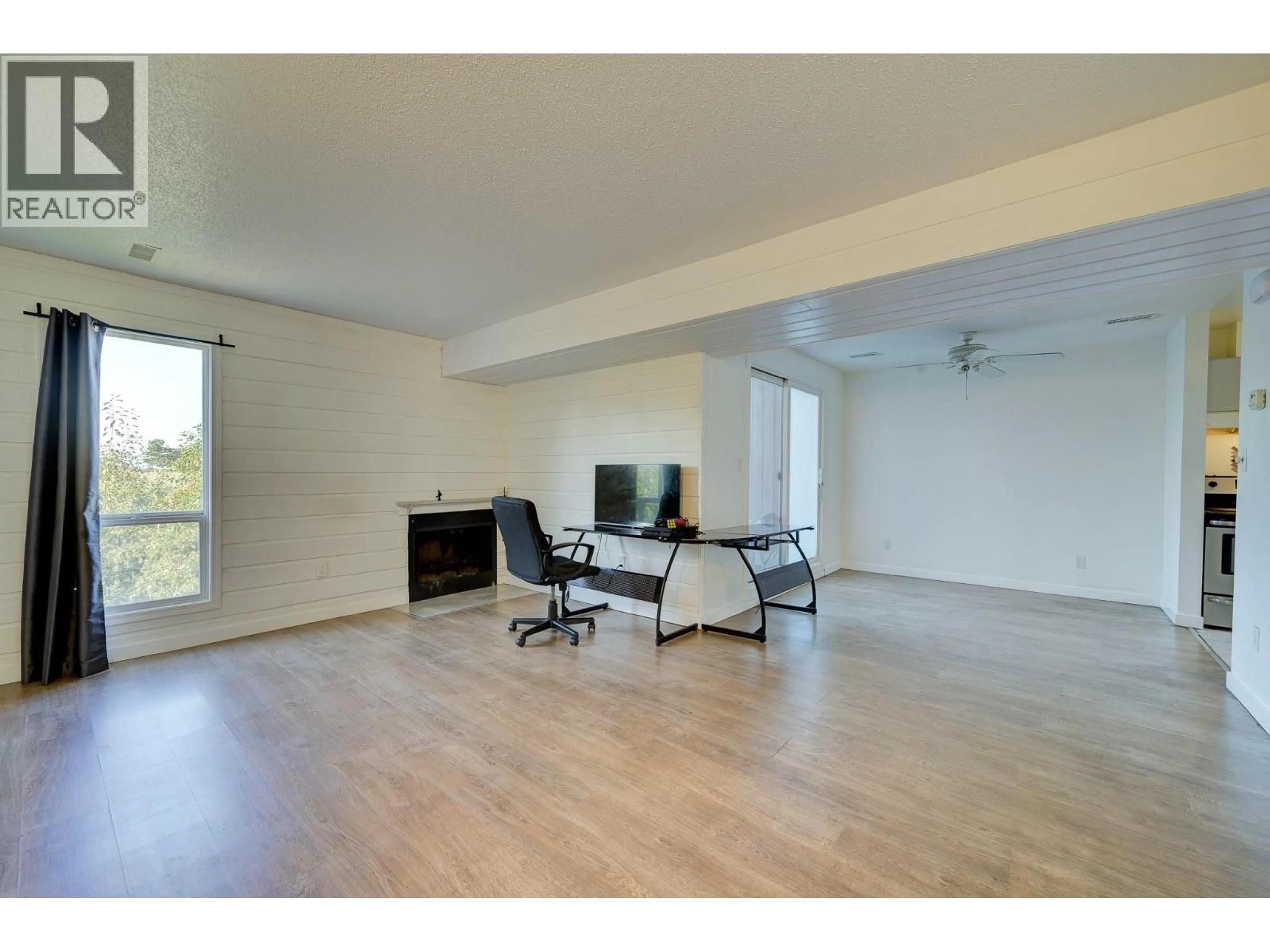 A pic of a room for 53 - 1435 SUMMIT DRIVE, Kamloops British Columbia V2E1S4