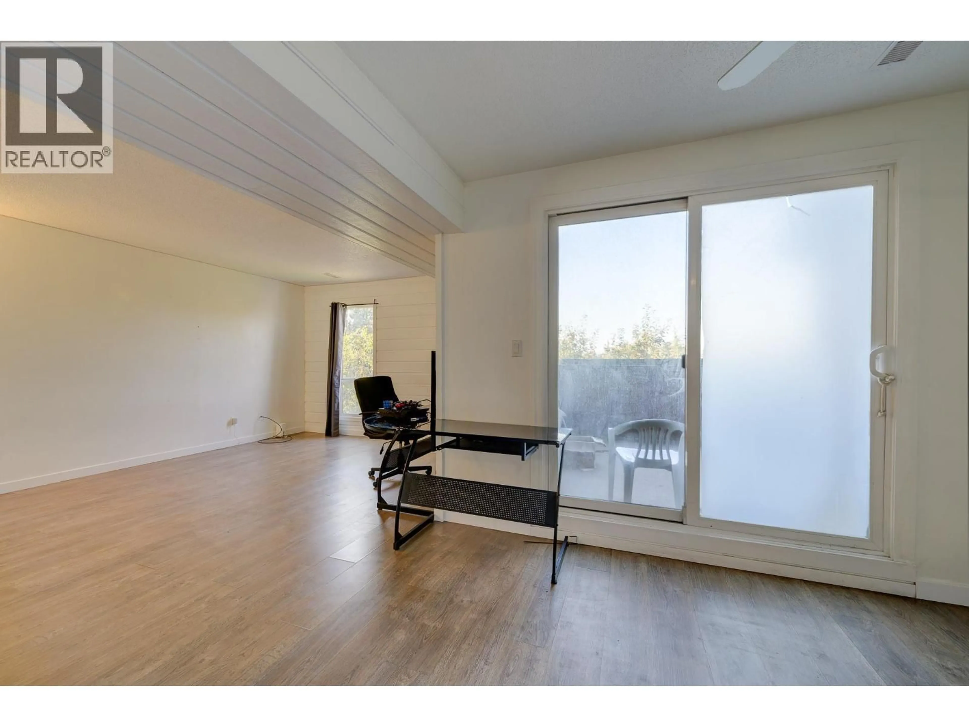 A pic of a room for 53 - 1435 SUMMIT DRIVE, Kamloops British Columbia V2E1S4