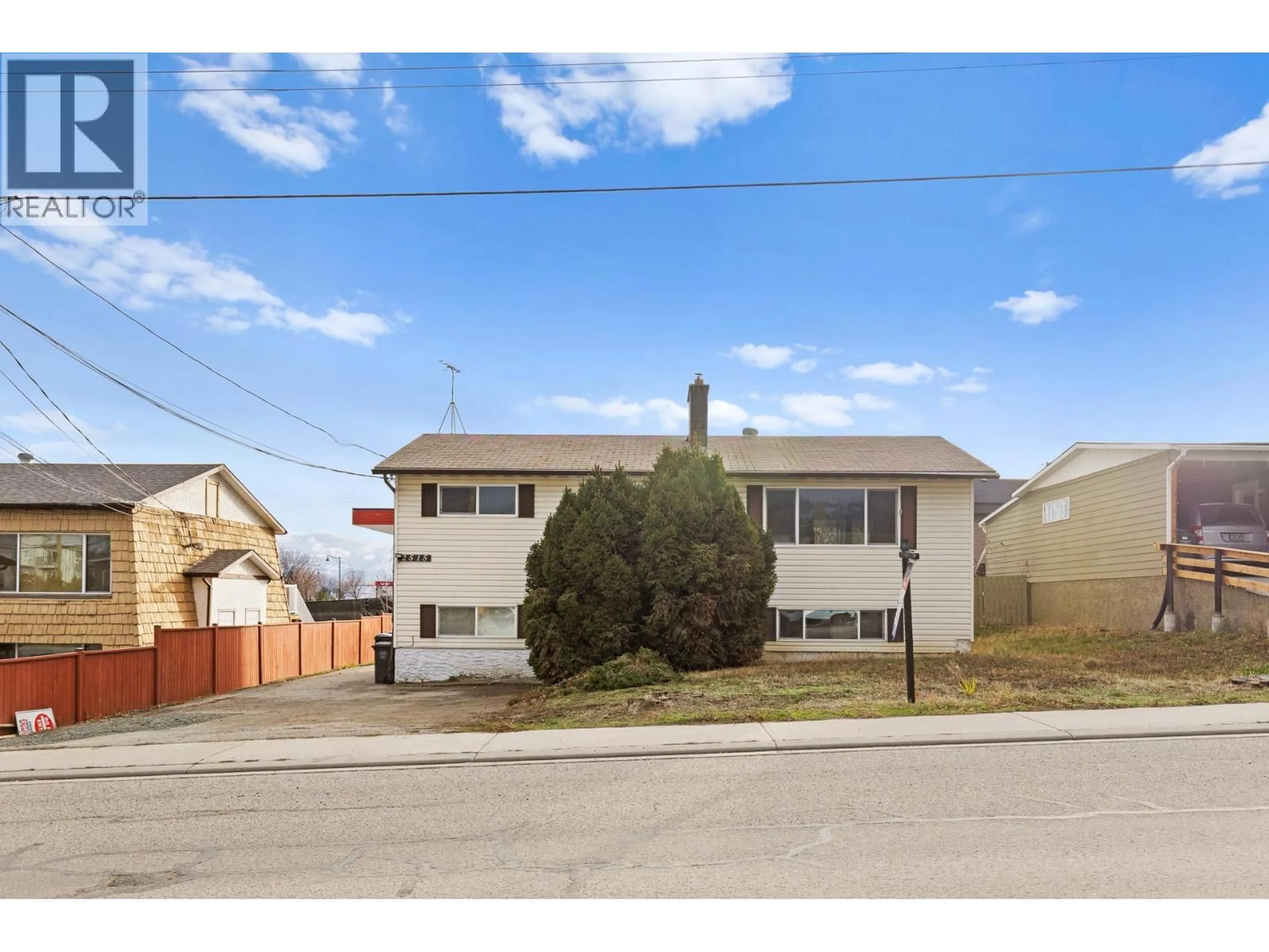 A pic from outside/outdoor area/front of a property/back of a property/a pic from drone, street for 2515 DELRAY ROAD, West Kelowna British Columbia V4T1P9