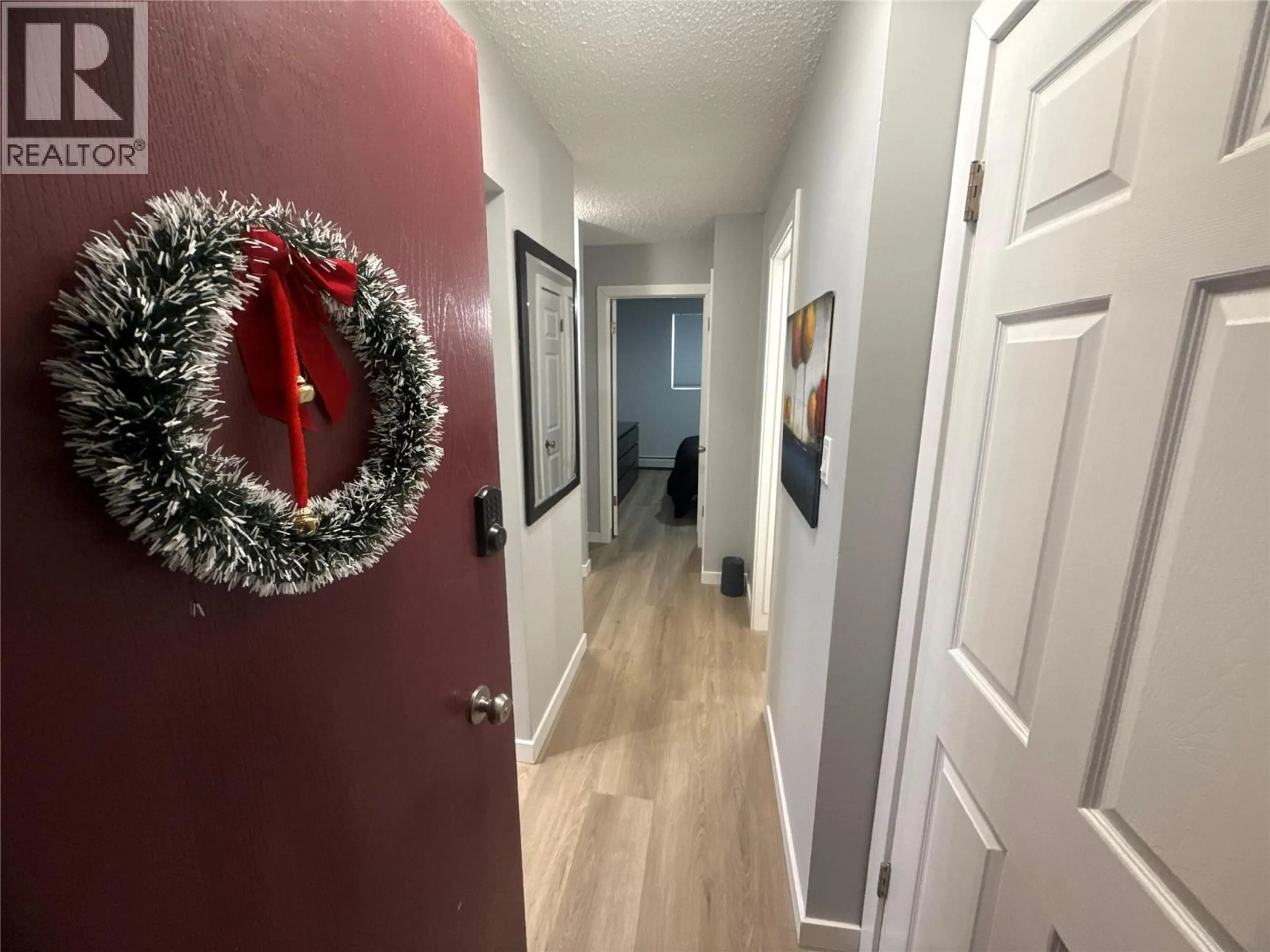 Indoor entryway for 101 - 112 17TH S AVENUE, Cranbrook British Columbia V1C3A5