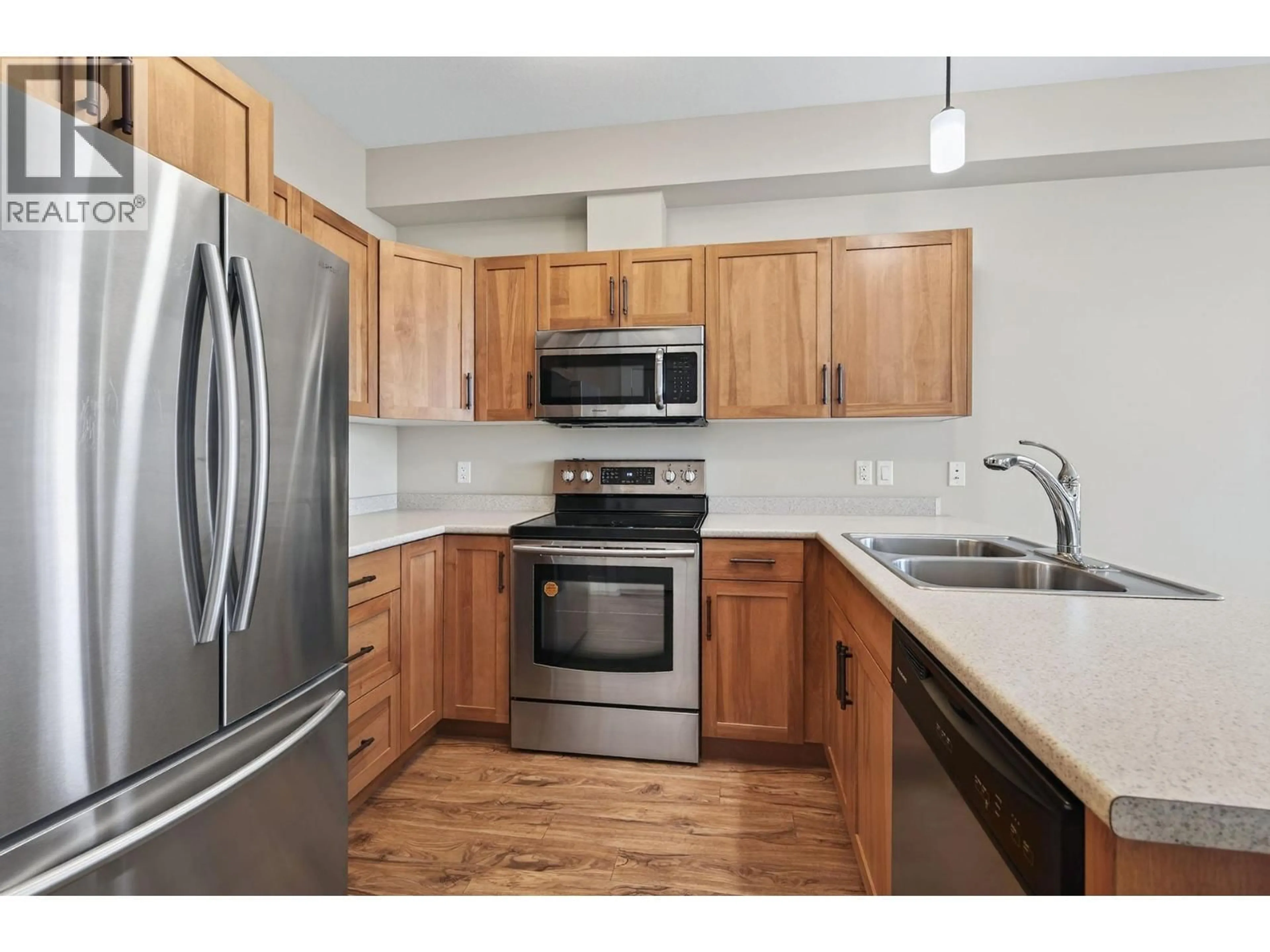 Standard kitchen, unknown for 424 - 755 MAYFAIR STREET, Kamloops British Columbia V2B5L7