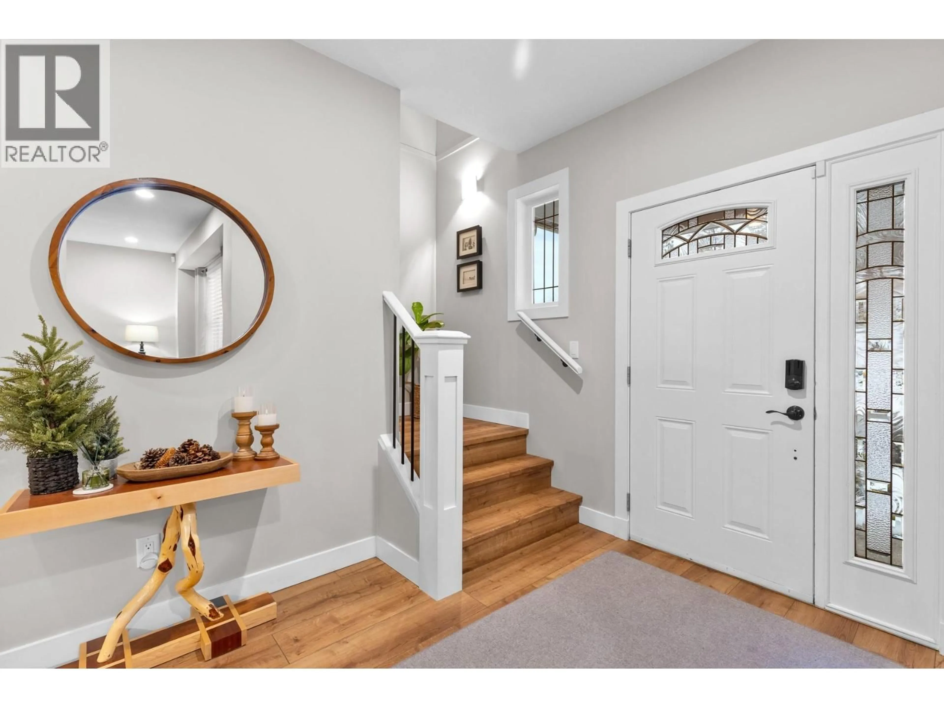 Indoor entryway for 13265 APEX DRIVE, Lake Country British Columbia V4V2P1