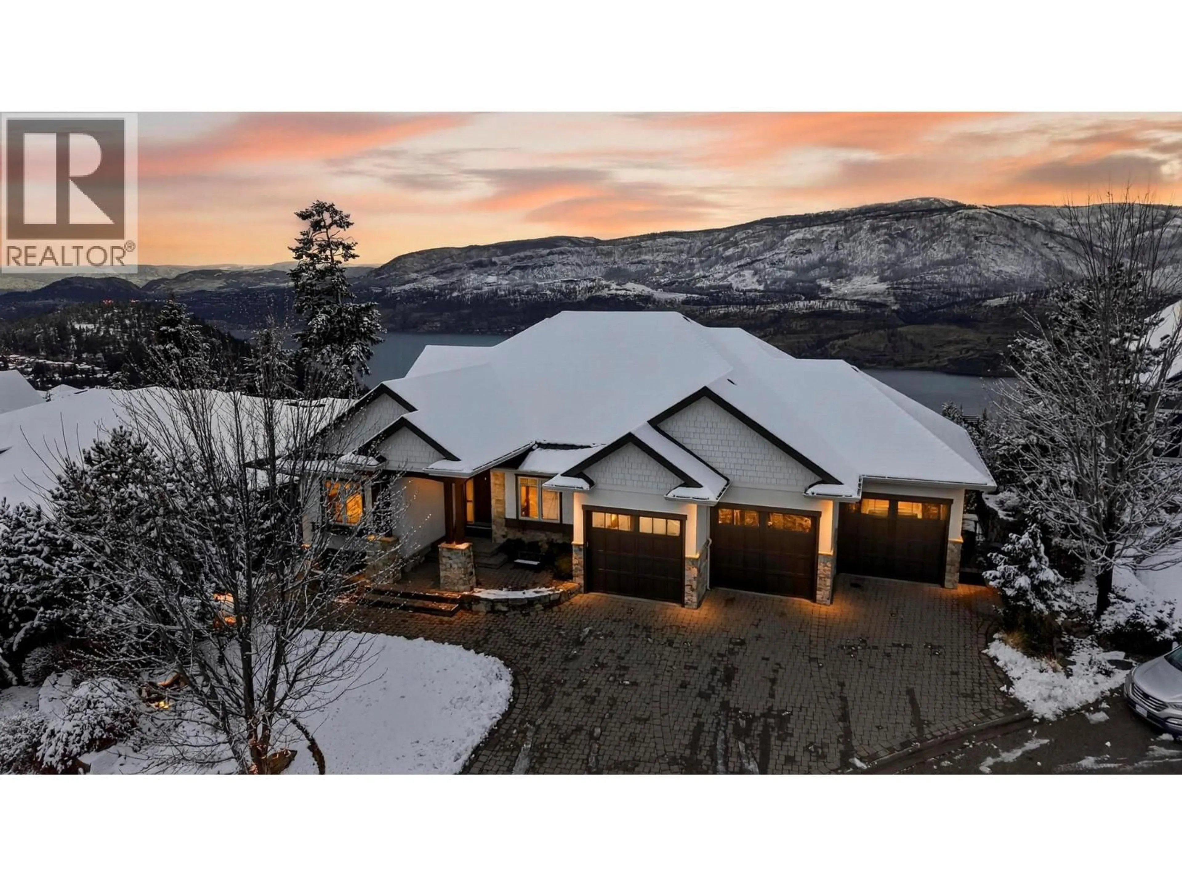 A pic from outside/outdoor area/front of a property/back of a property/a pic from drone, mountain view for 132 SKY COURT, Kelowna British Columbia V1V3A2