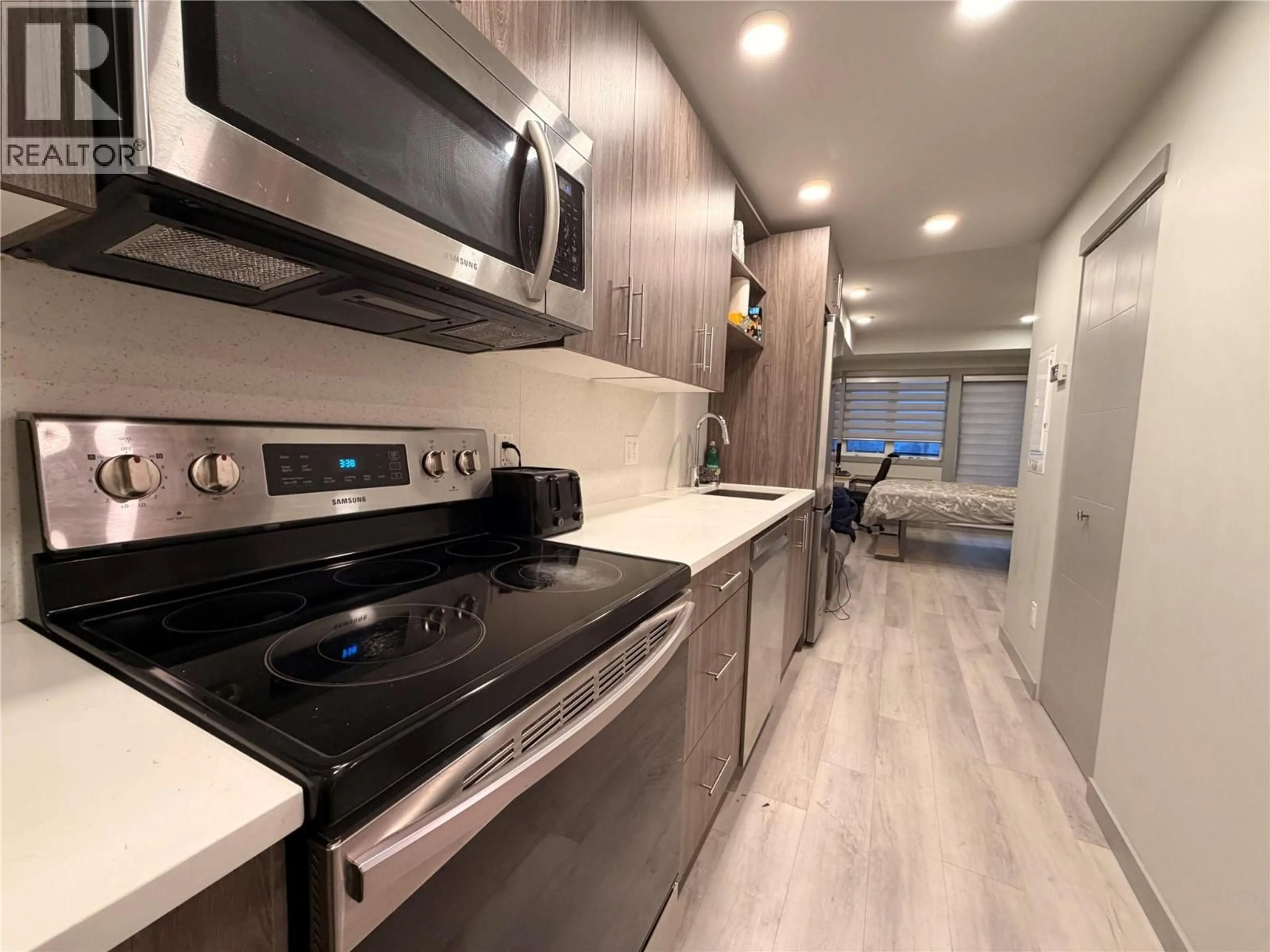 Unknown for PH14 - 345 DOUGALL ROAD NORTH, Kelowna British Columbia V1X3K8