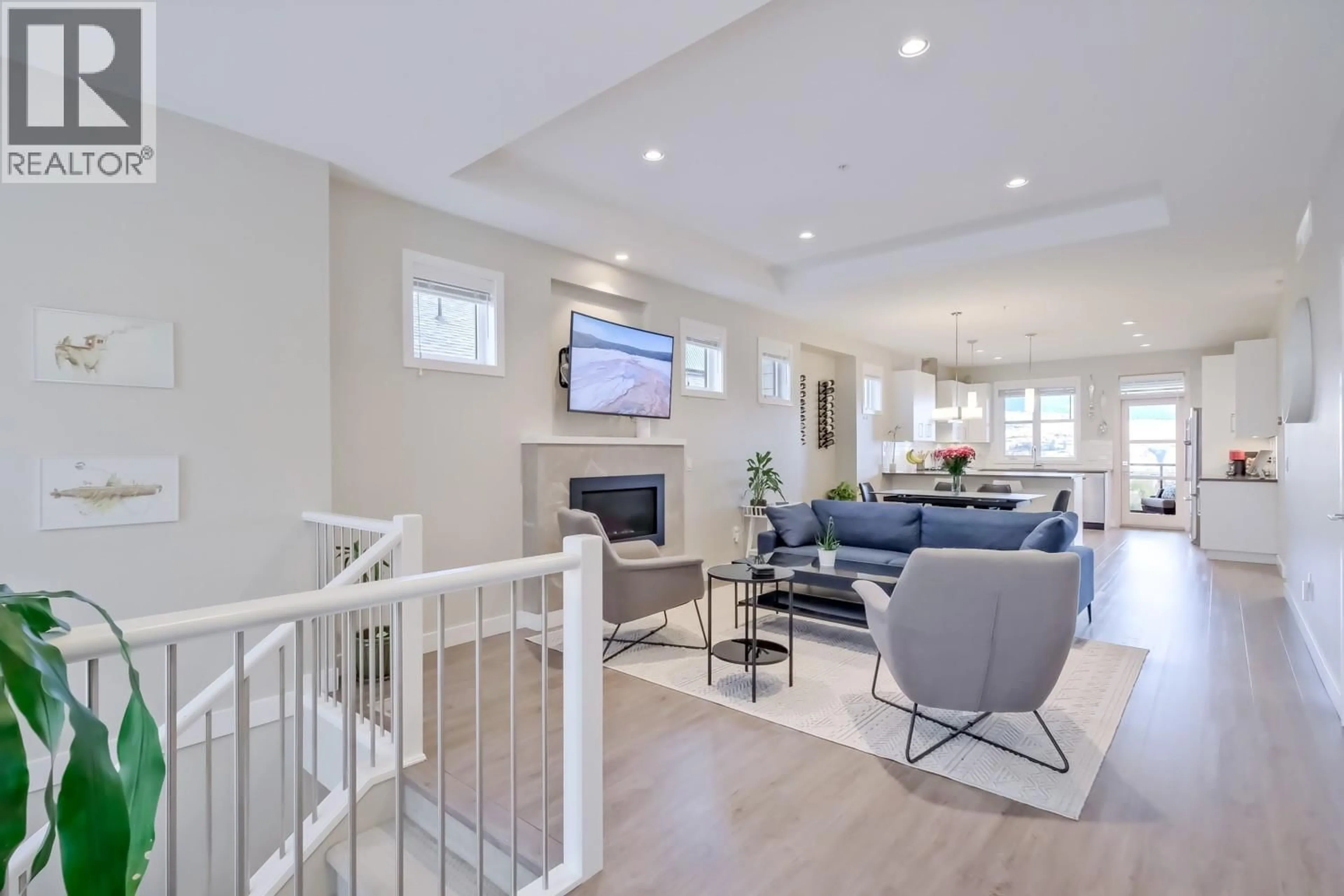 Living room with furniture, unknown for 9703 CELESTE ROAD, Lake Country British Columbia V4V2R9