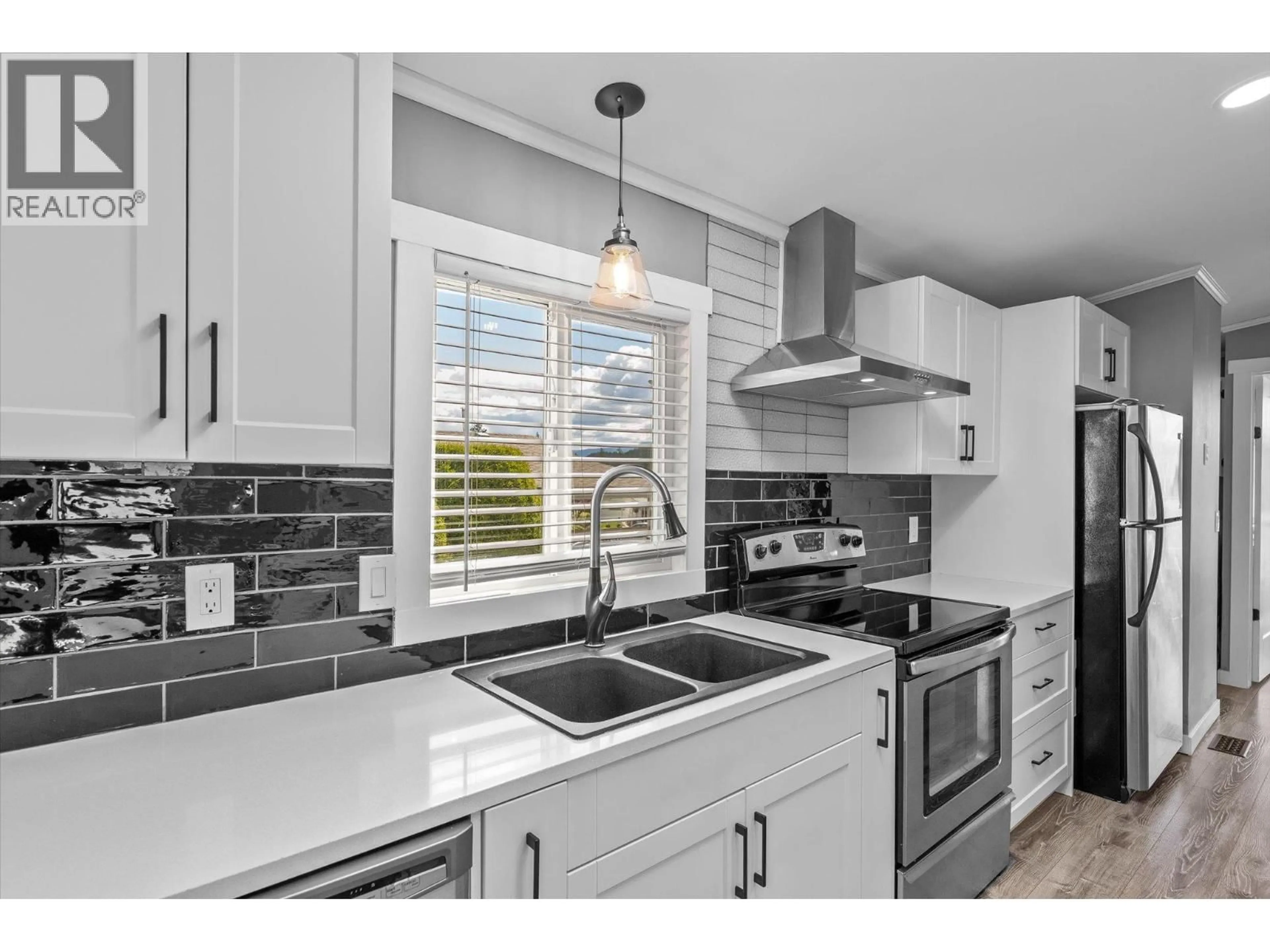 Open concept kitchen, ceramic/tile floor for 3 - 1850 SHANNON LAKE ROAD, West Kelowna British Columbia V4T1L6