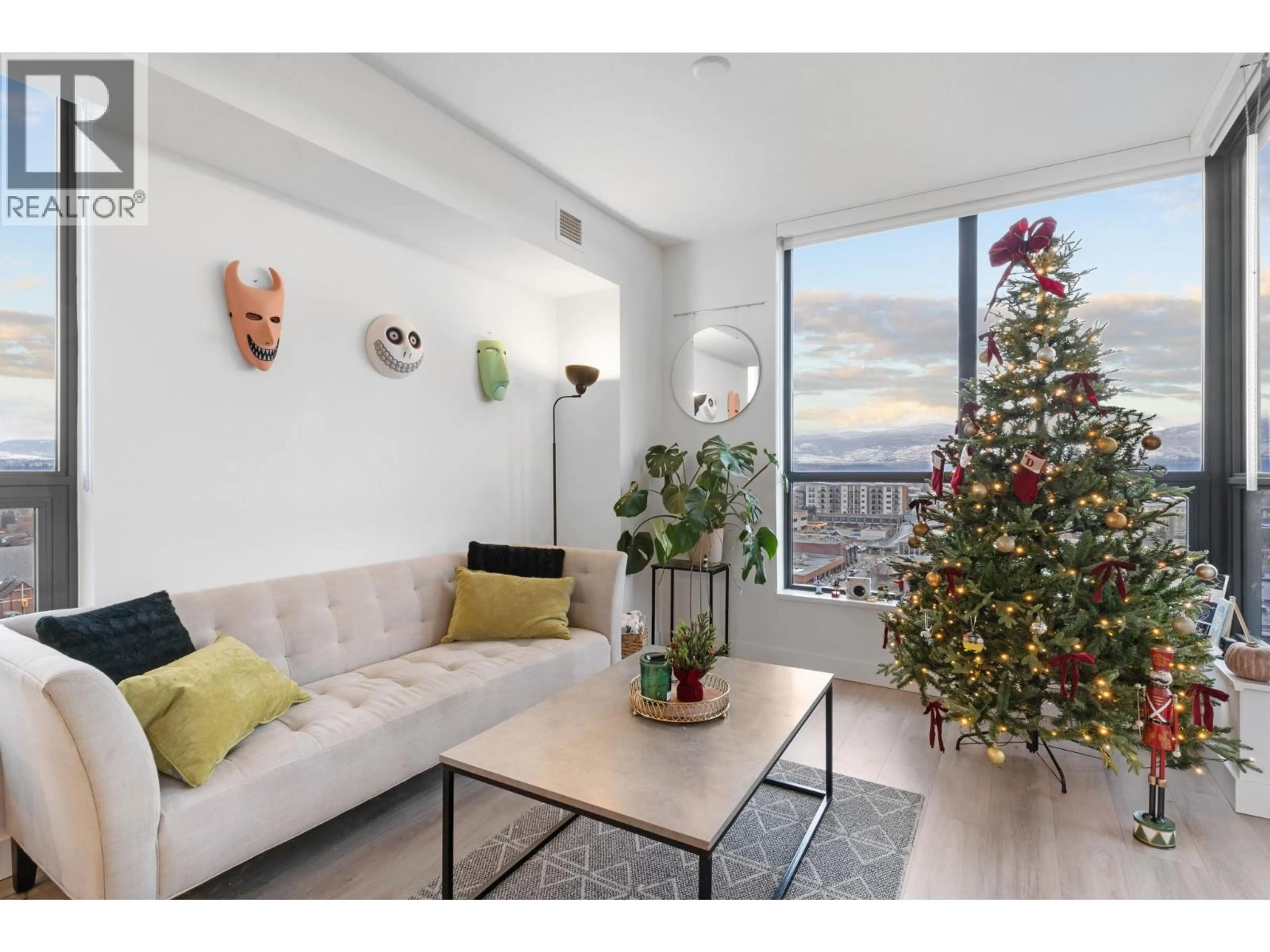 Living room with furniture, unknown for 1005 - 1488 BERTRAM STREET, Kelowna British Columbia V1Y0M6