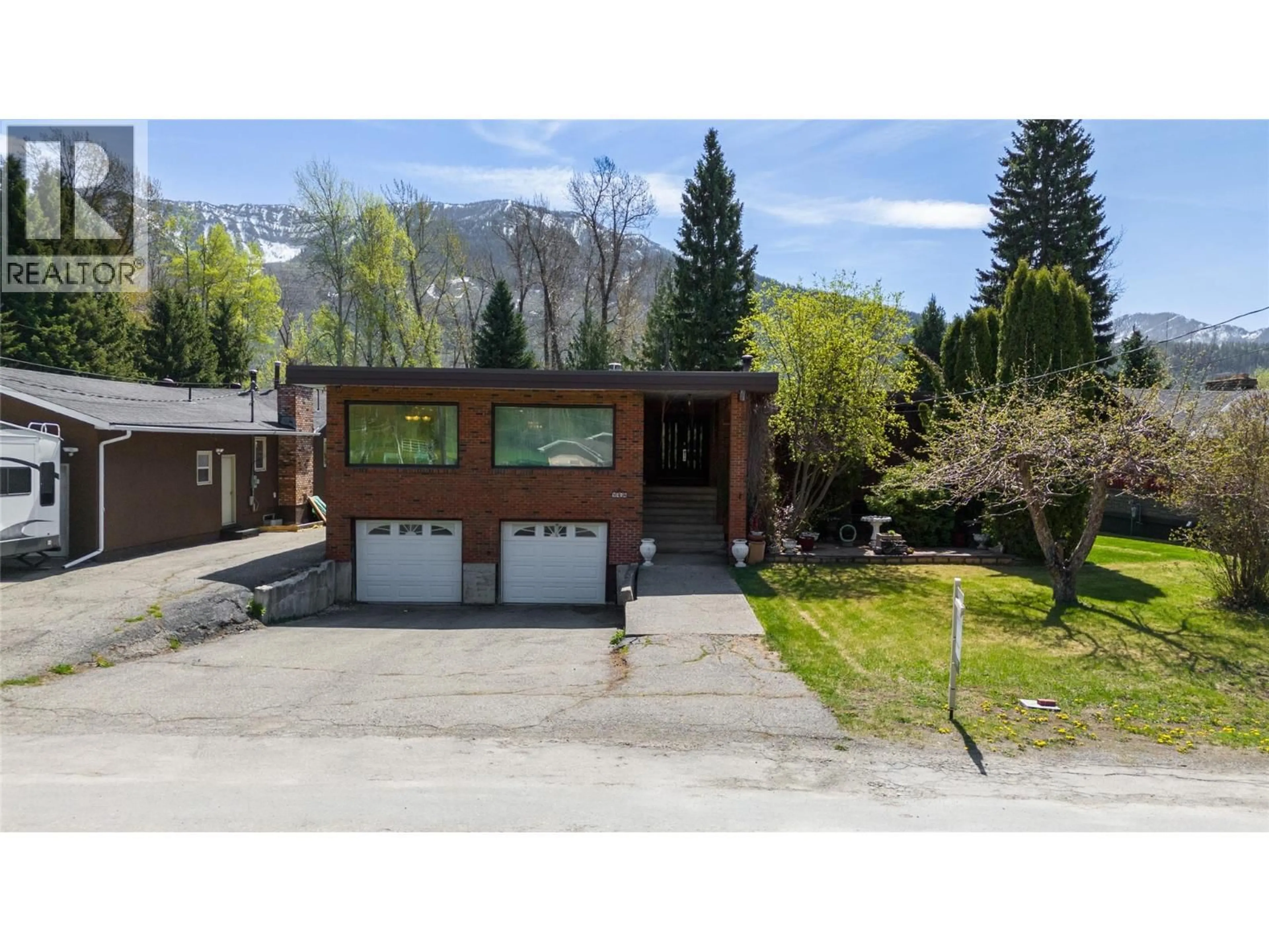 Unknown for 1698 MCKENZIE ROAD, Fernie British Columbia V0B1M5
