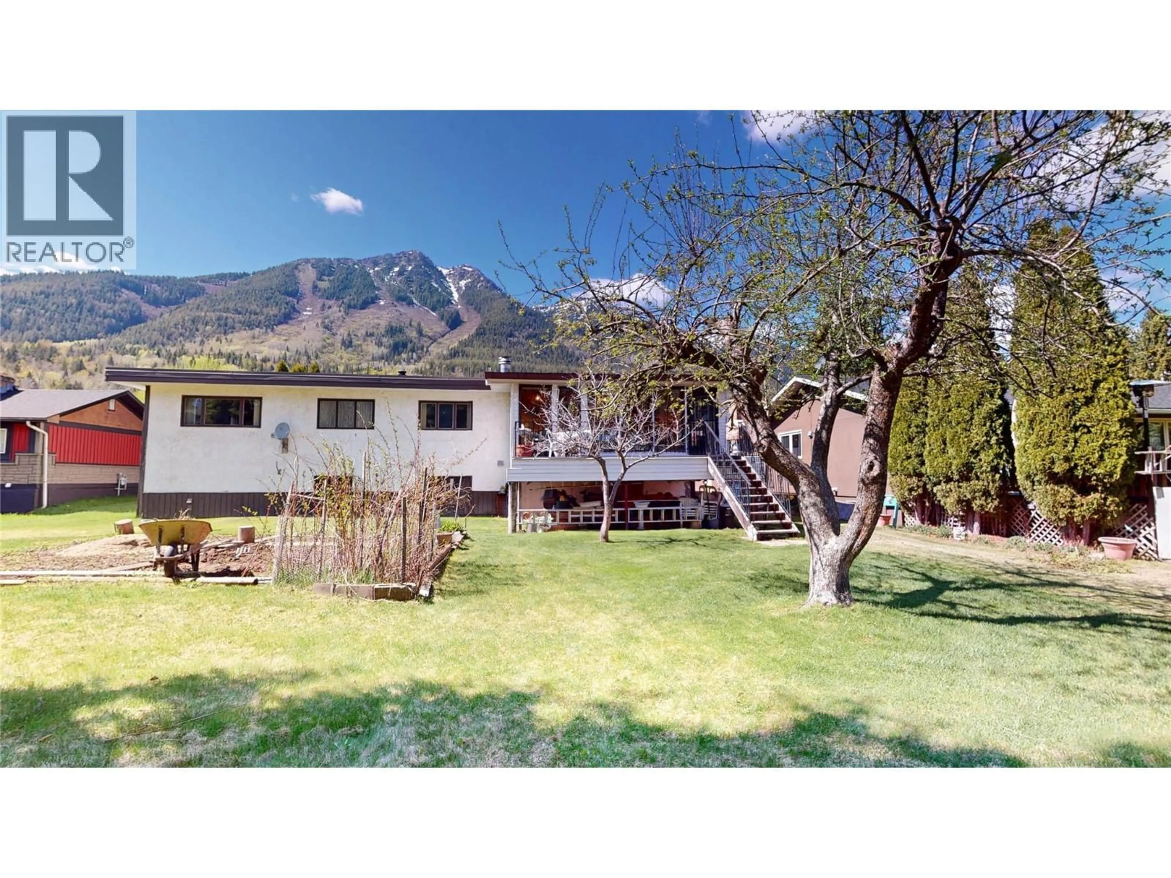 A pic from outside/outdoor area/front of a property/back of a property/a pic from drone, mountain view for 1698 MCKENZIE ROAD, Fernie British Columbia V0B1M5