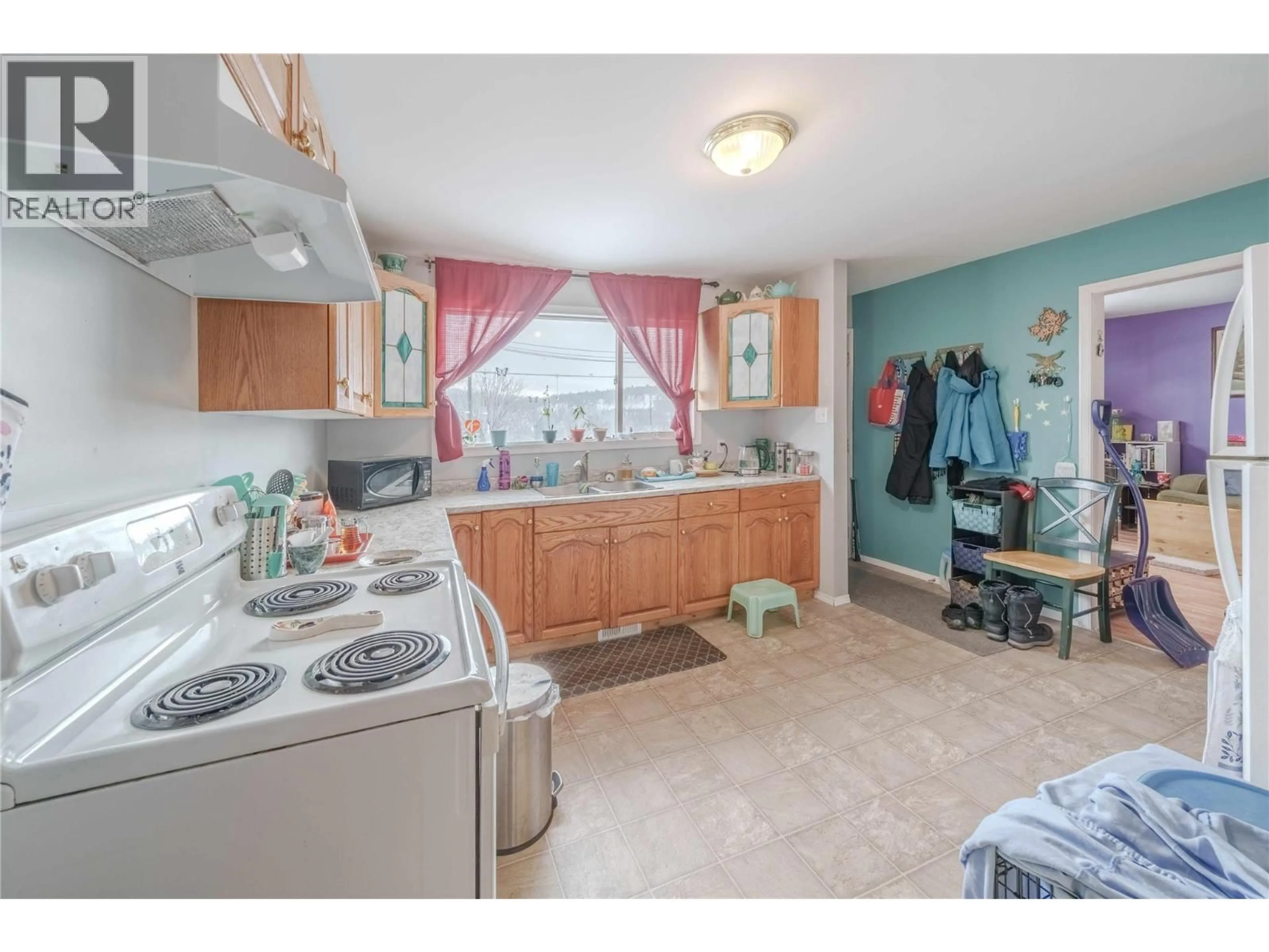 Unknown for 1504 CARSON STREET, Clinton British Columbia V0K1K0