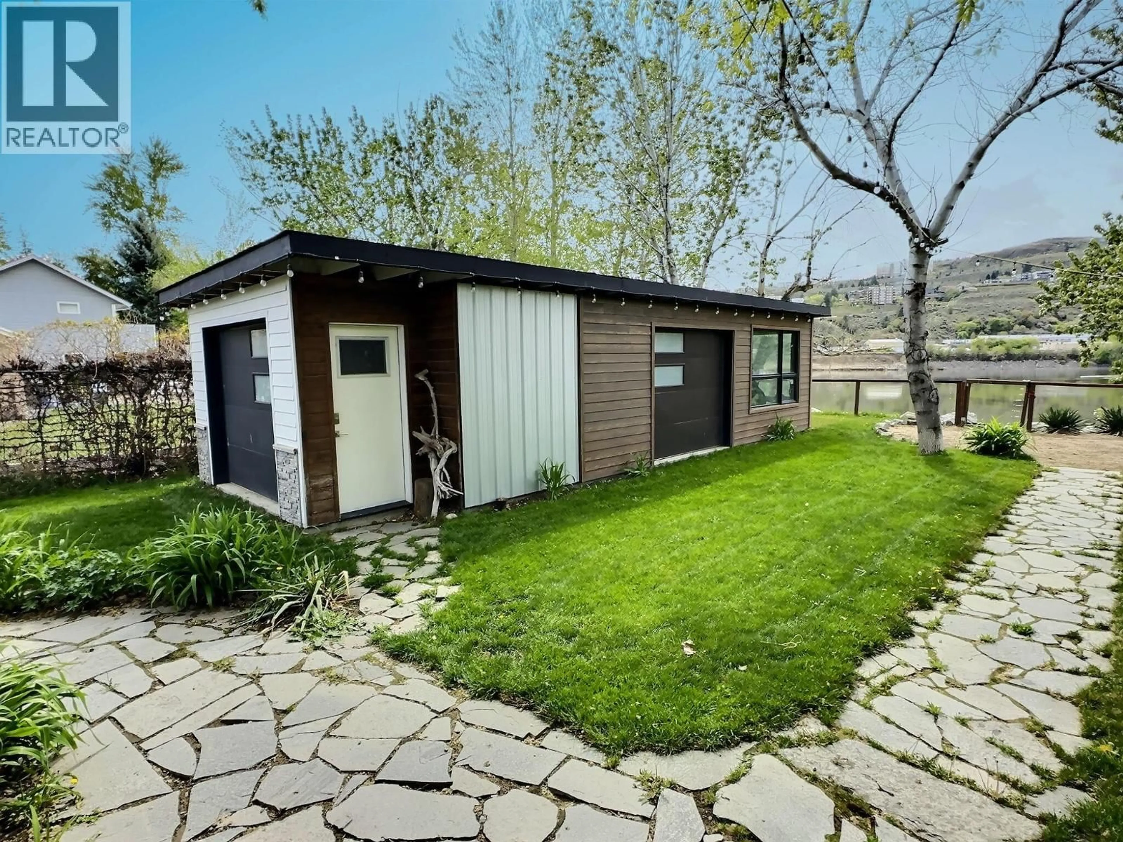 Shed for 327 ROYAL AVENUE, Kamloops British Columbia V2B3P6