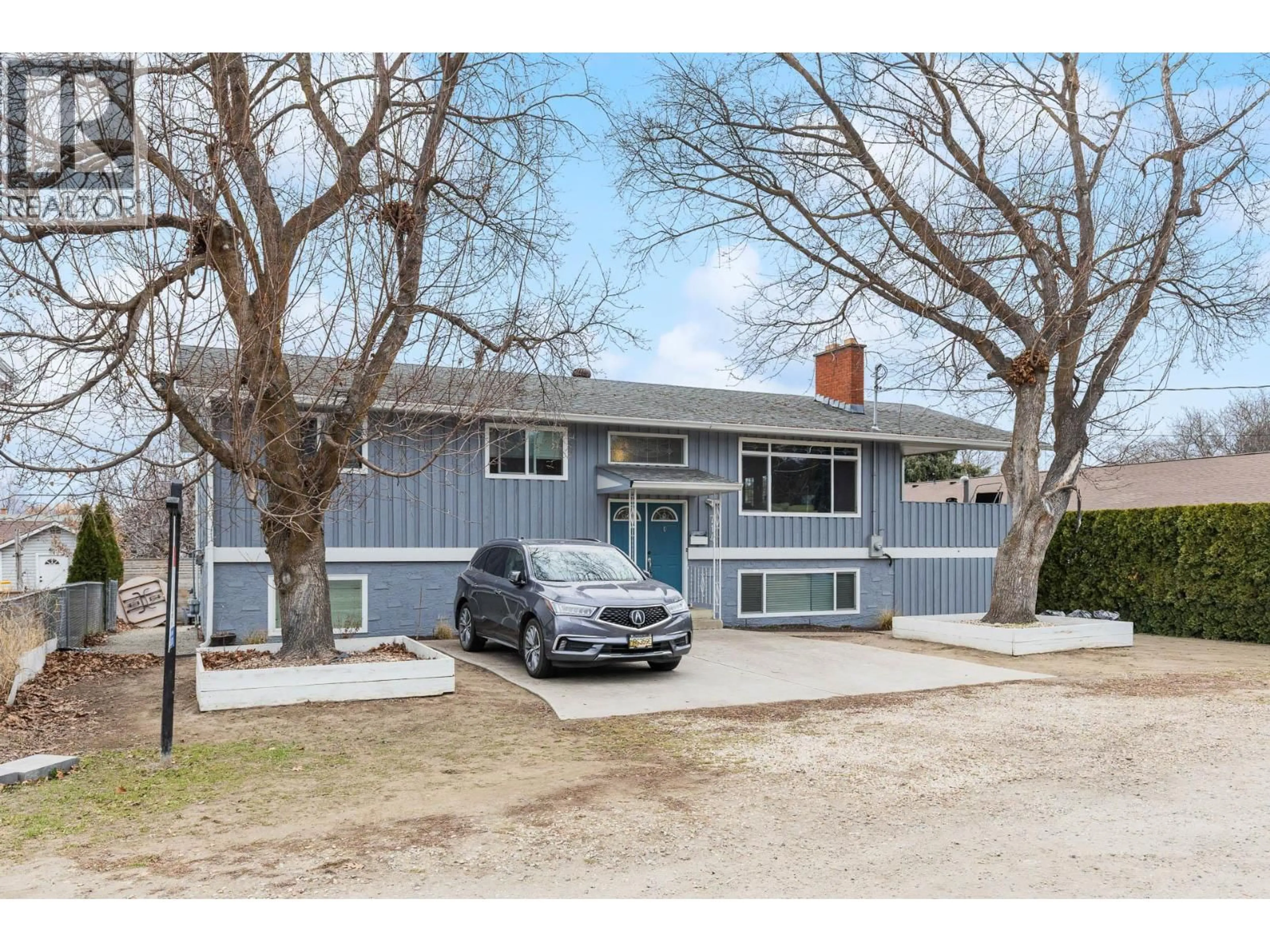 Unknown for 714 YOUNG ROAD, Kelowna British Columbia V1W1A8