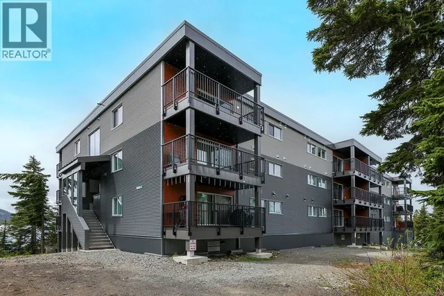 303 - 695 CASTLE CRAG CRESCENT, Courtenay 2