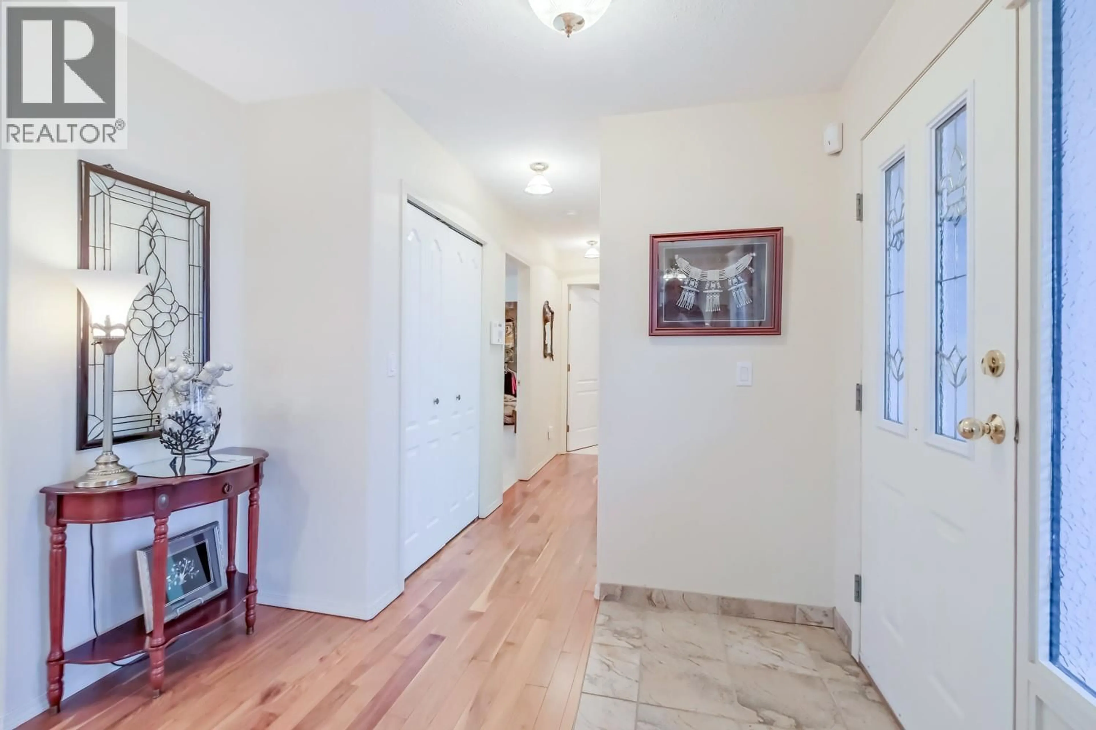 Indoor entryway for 459 RIDGE PLACE, Penticton British Columbia V2A8N7