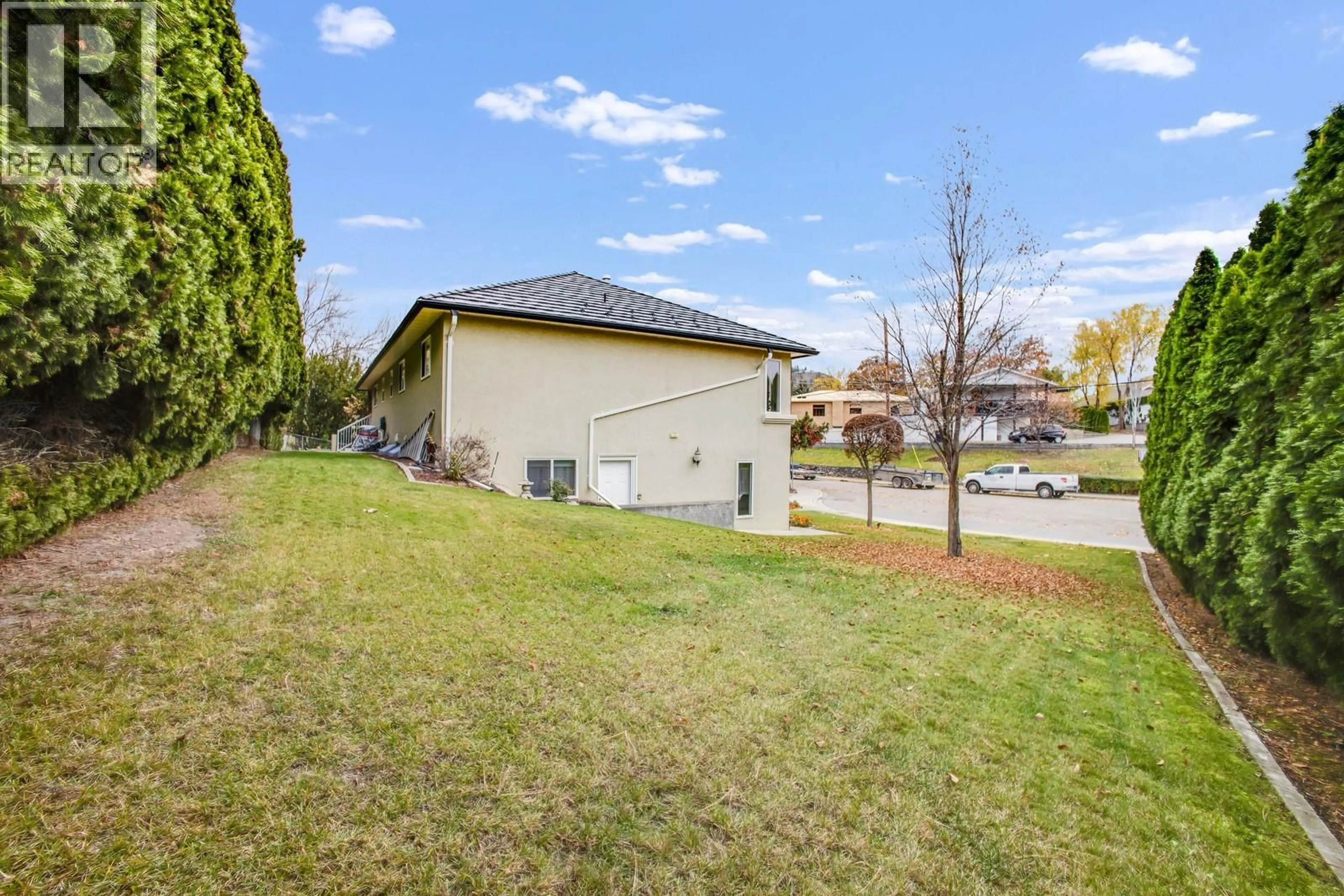 Patio, unknown for 1650 HIGHLAND DRIVE NORTH, Kelowna British Columbia V1Y4K8