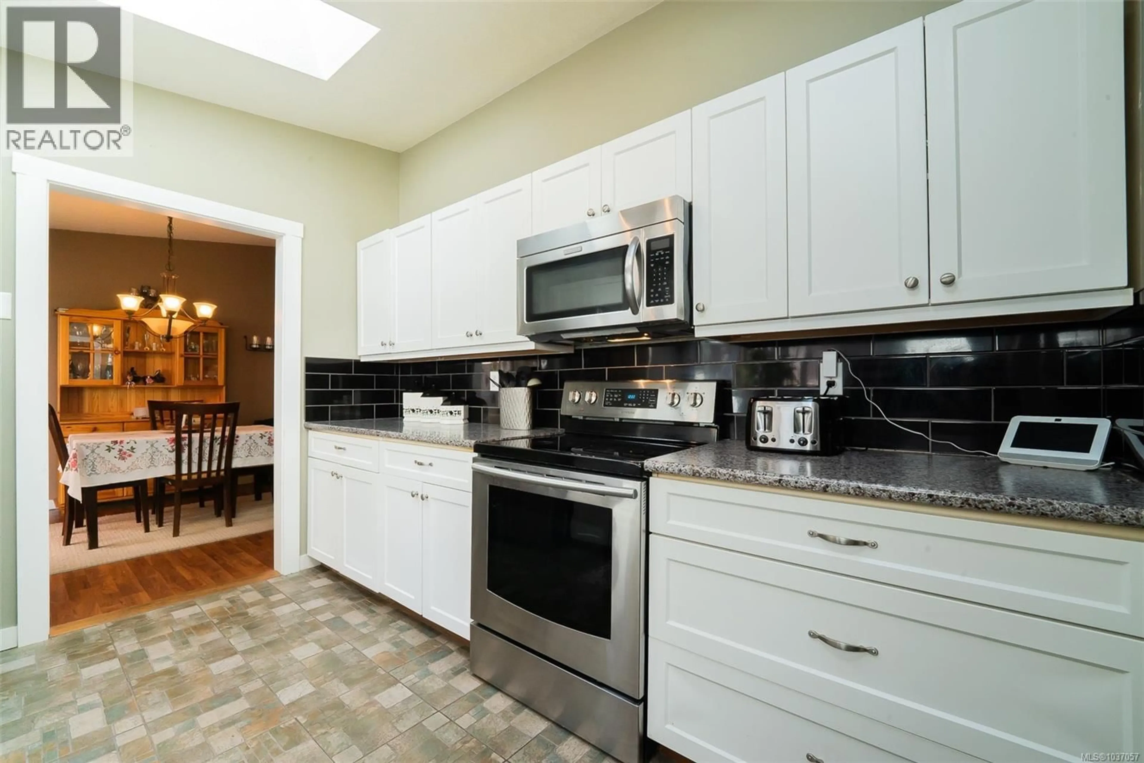 Unknown for 2446 DIVOT DRIVE, Nanaimo British Columbia V9T4B2