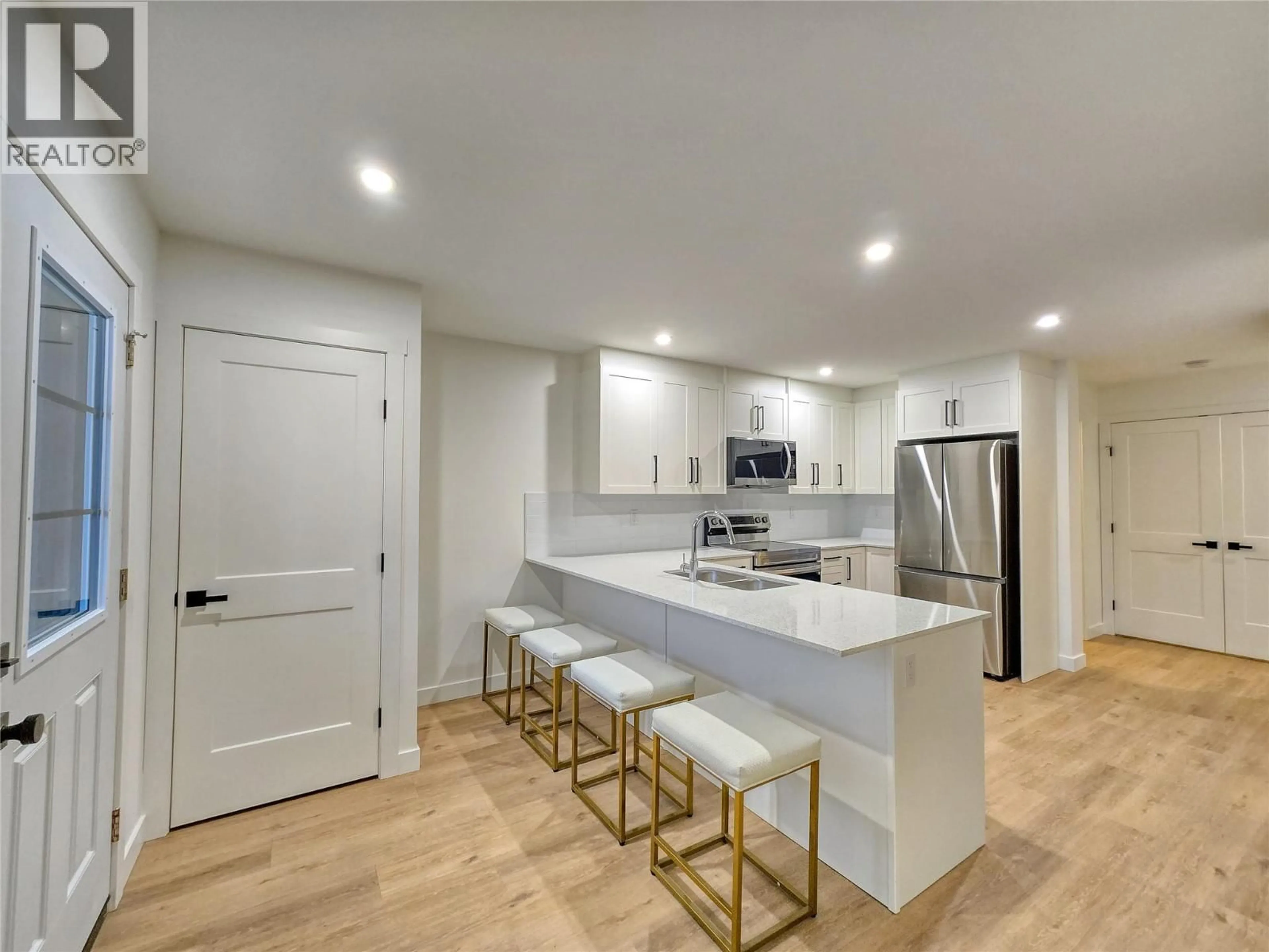 Open concept kitchen, unknown for 42 - 2098 PINE TREE WAY, Invermere British Columbia V0A1K4