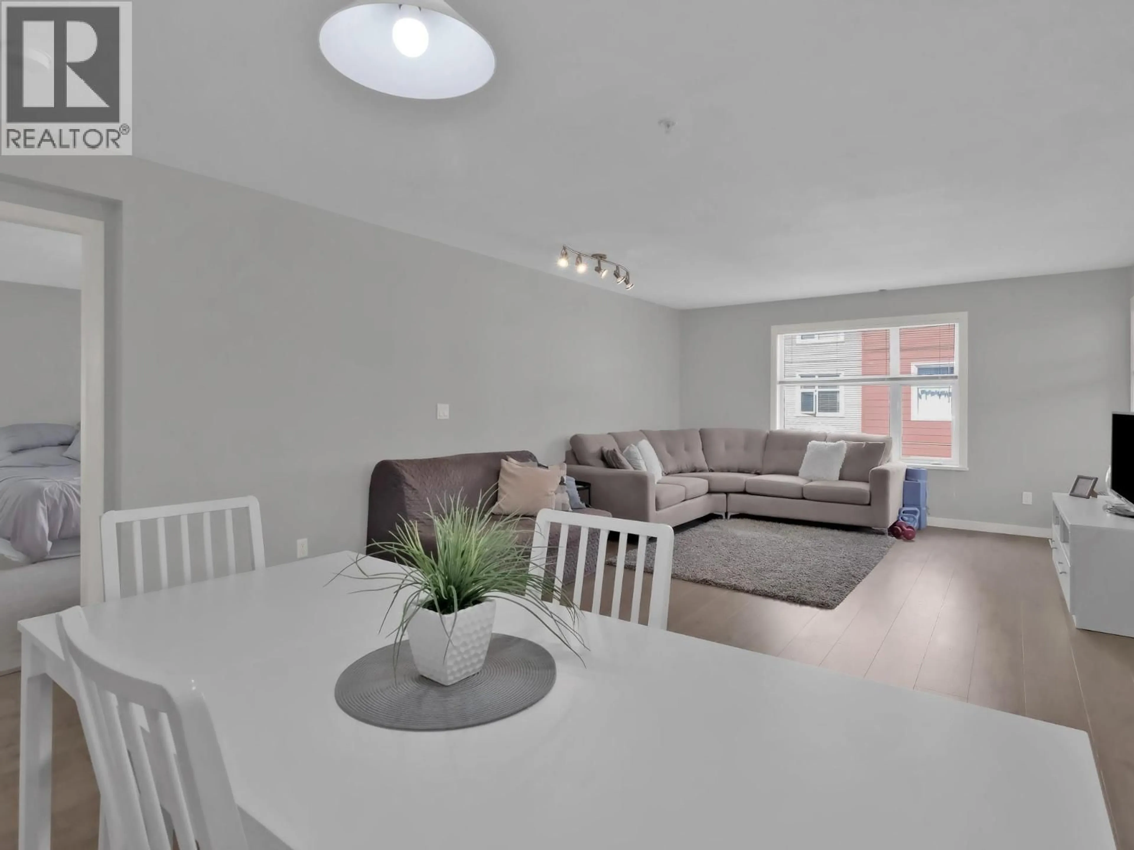 Living room with furniture, unknown for 202 - 563 YATES ROAD, Kelowna British Columbia V1V2V3