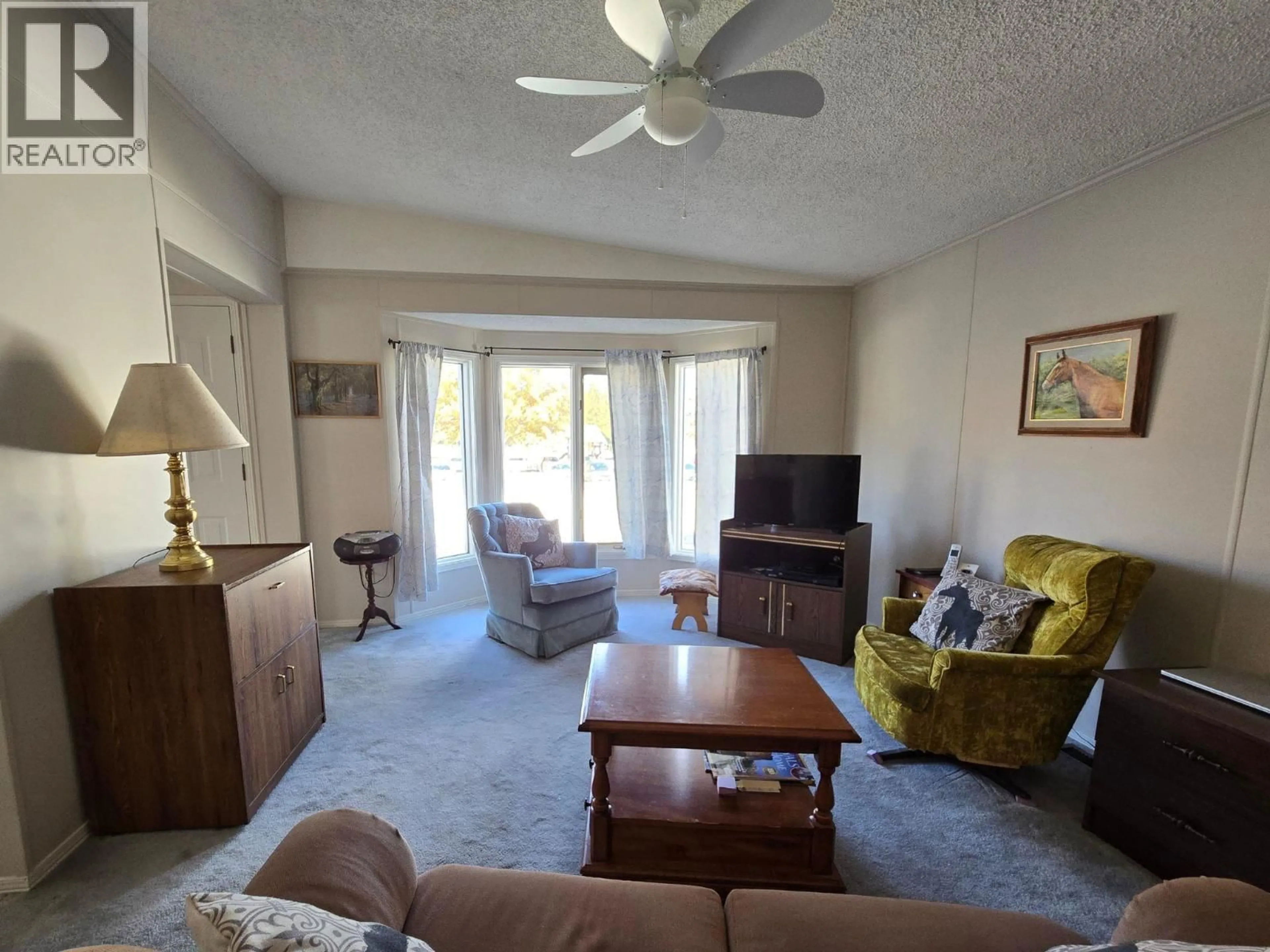 Living room with furniture, unknown for 29 - 6677 PARK DRIVE, Oliver British Columbia V0H1T0